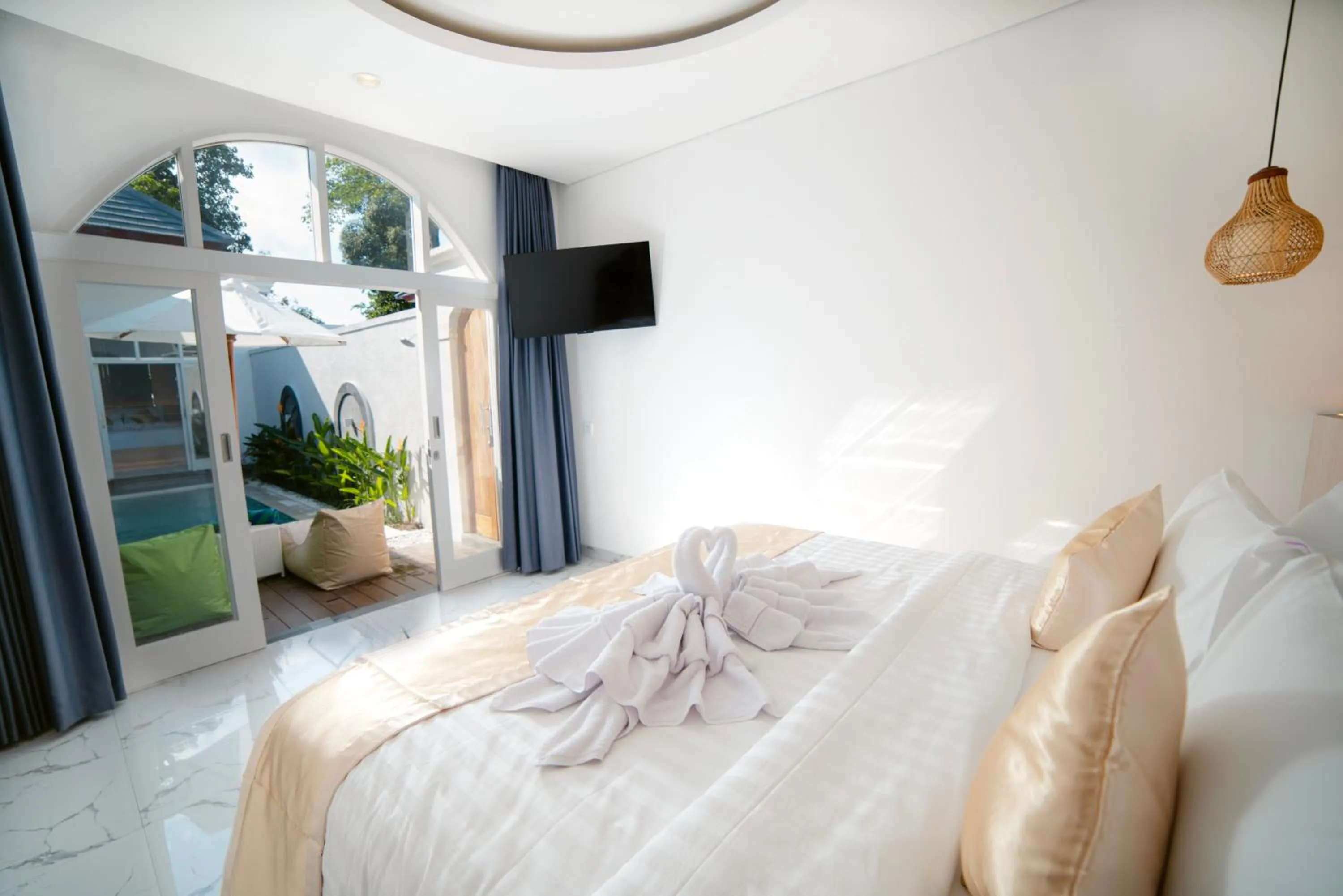 Bedroom, Bed in Dikubu Bali Villa and Suites