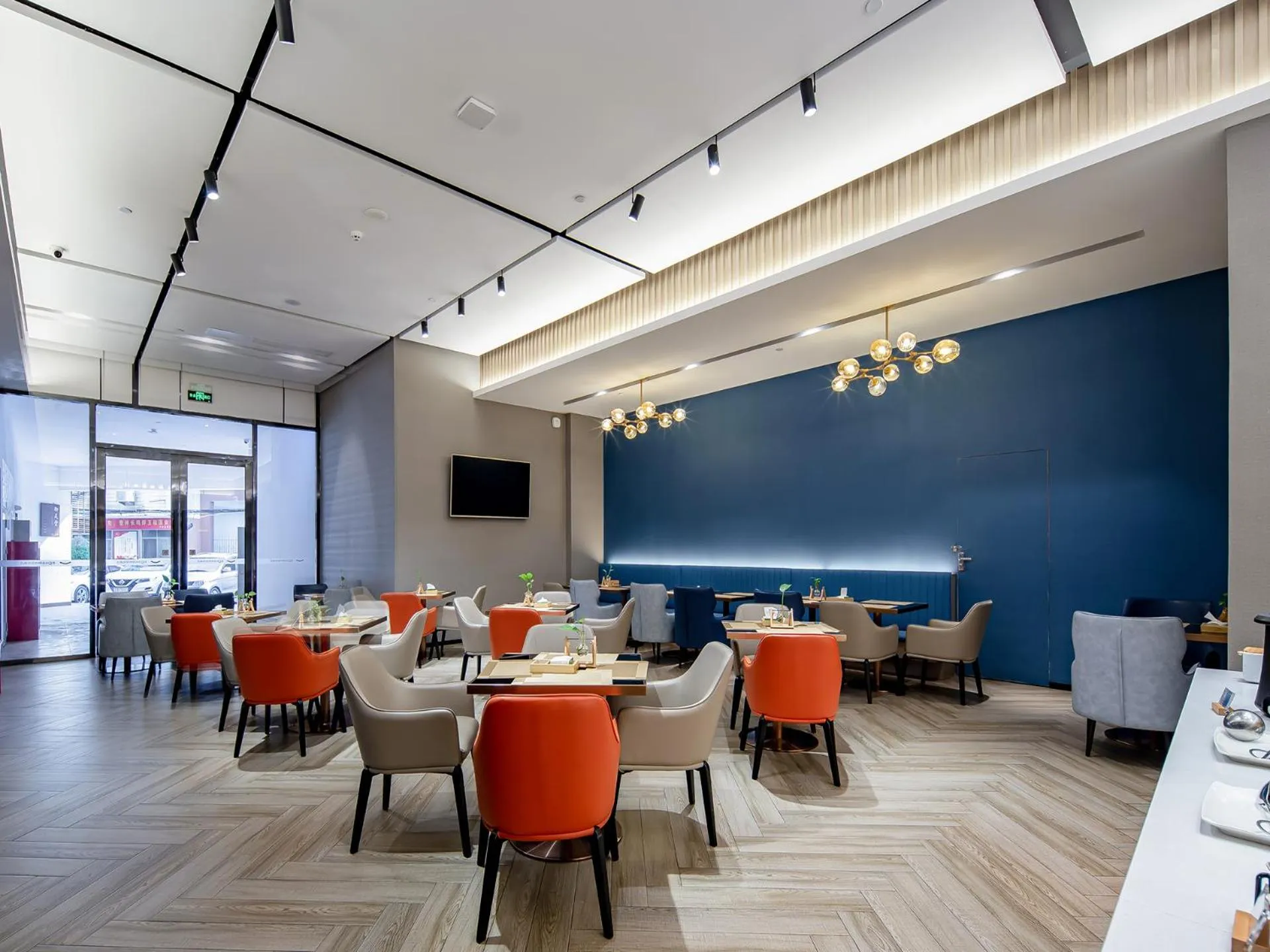 Restaurant/places to eat in Echarm Hotel Guigang Pingnan Central Plaza Branch