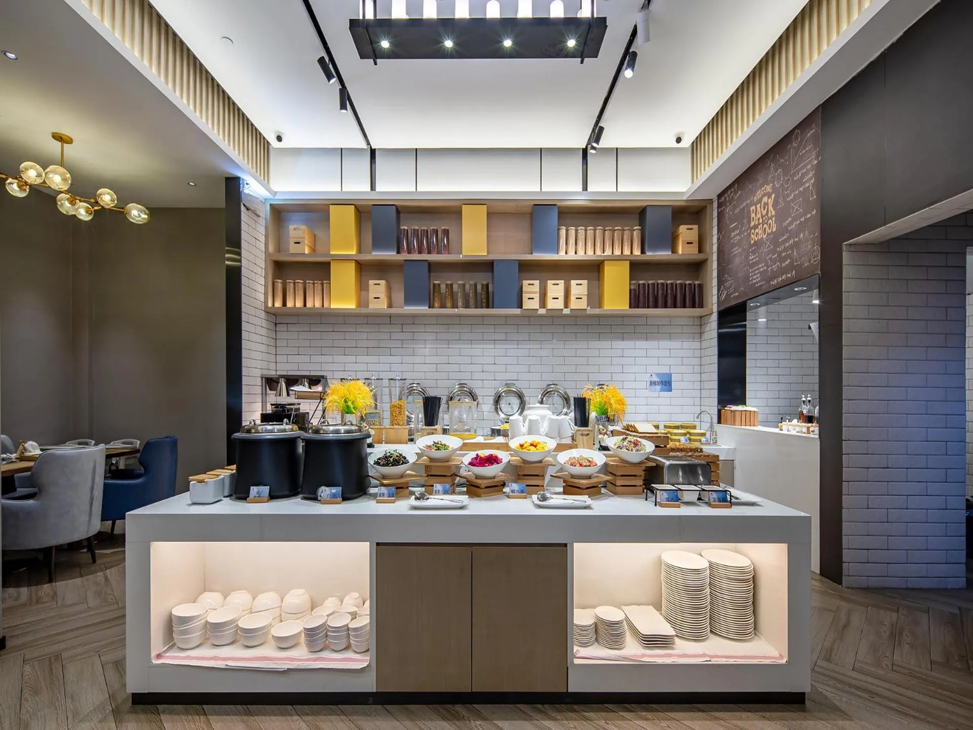 Restaurant/places to eat in Echarm Hotel Guigang Pingnan Central Plaza Branch