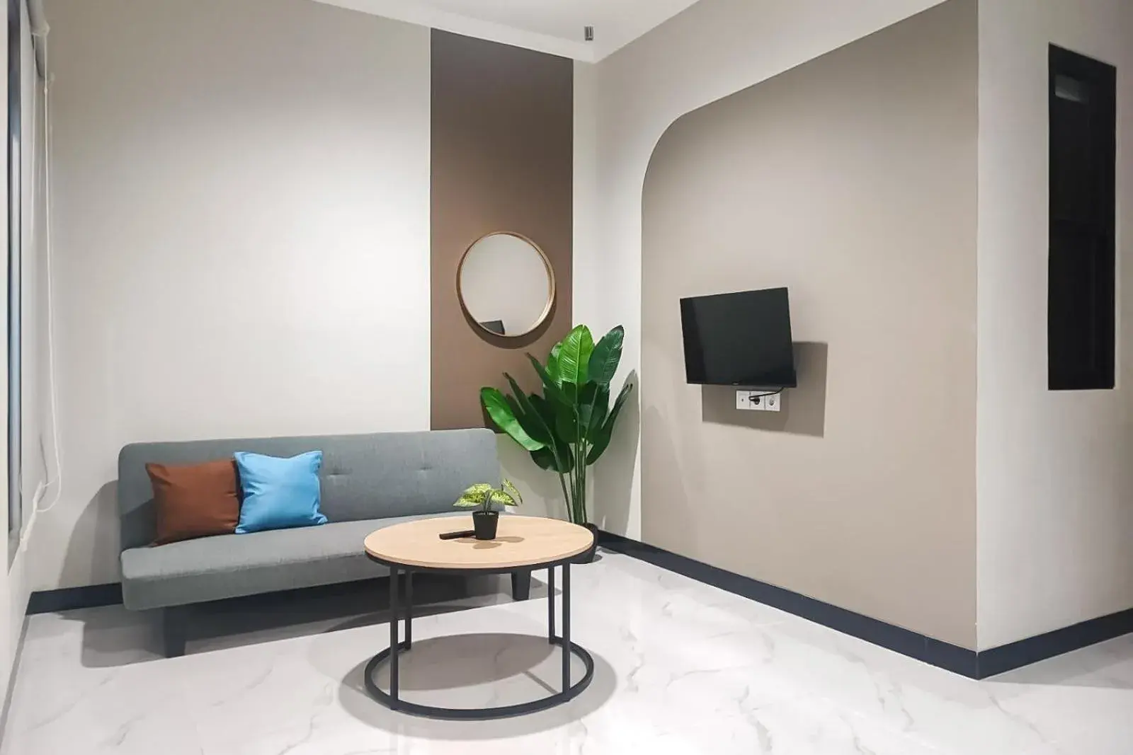 Seating area in Urbanview Hotel at Pesona Guest House Jambi Seating area in Urbanview Hotel at Pesona Guest House Jambi