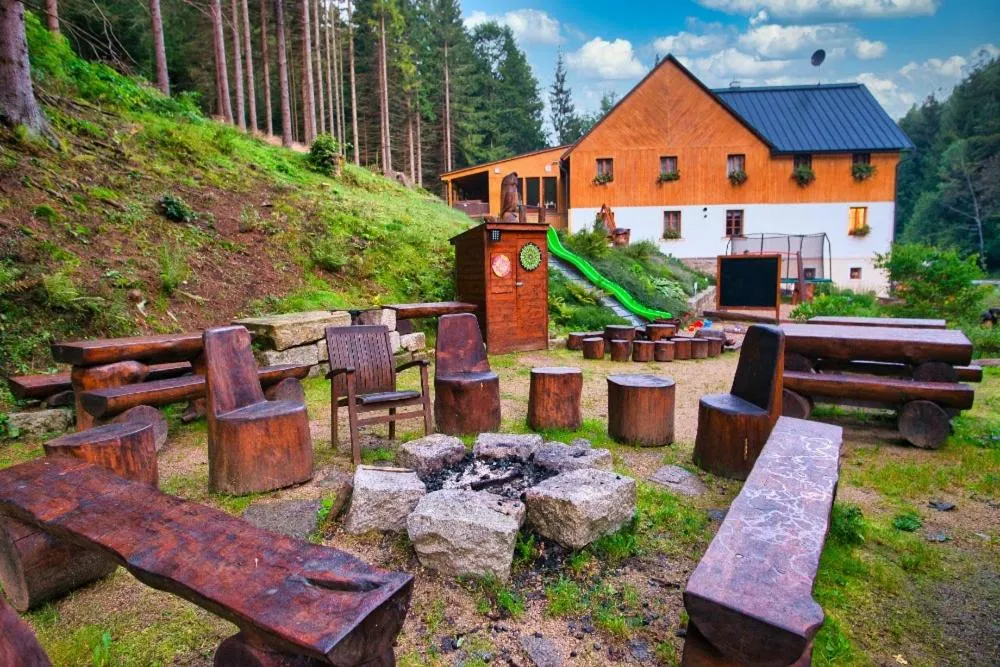 BBQ facilities in Hotýlek pod smrkem