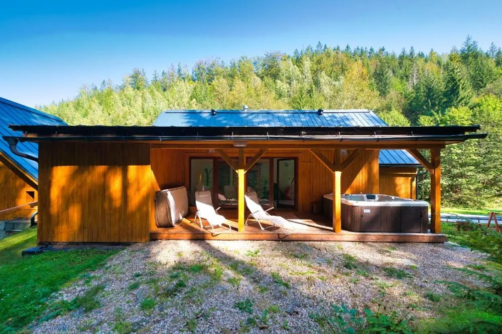 Hot Tub in Hotýlek pod smrkem