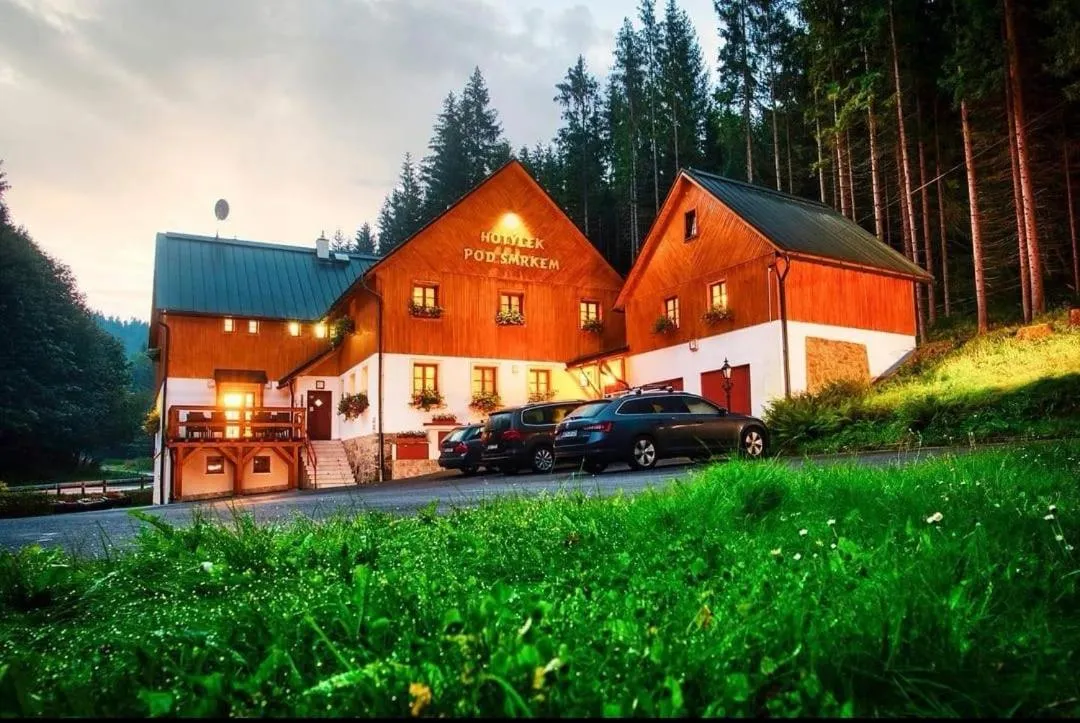Property building in Hotýlek pod smrkem