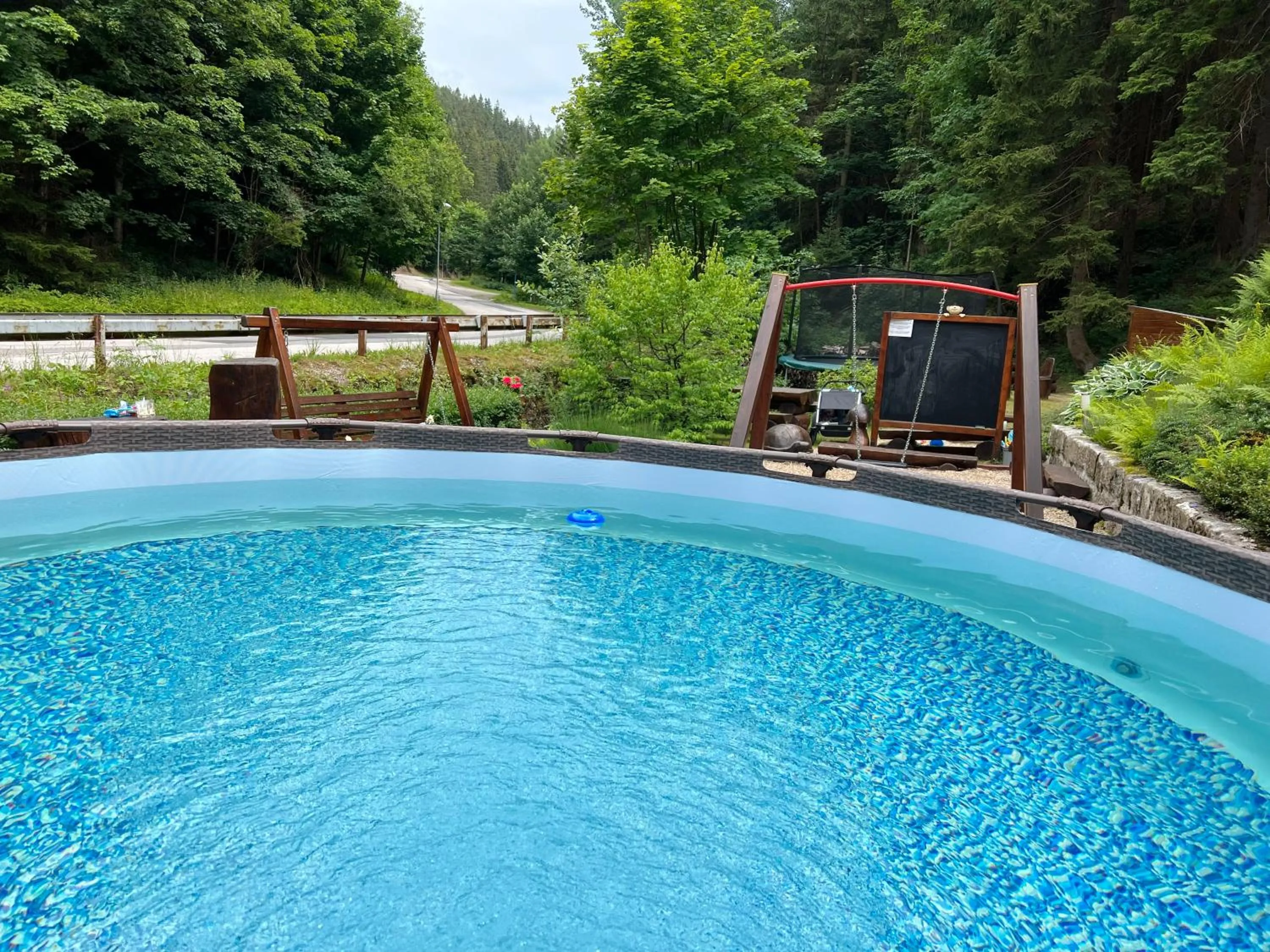 Swimming pool in Hotýlek pod smrkem