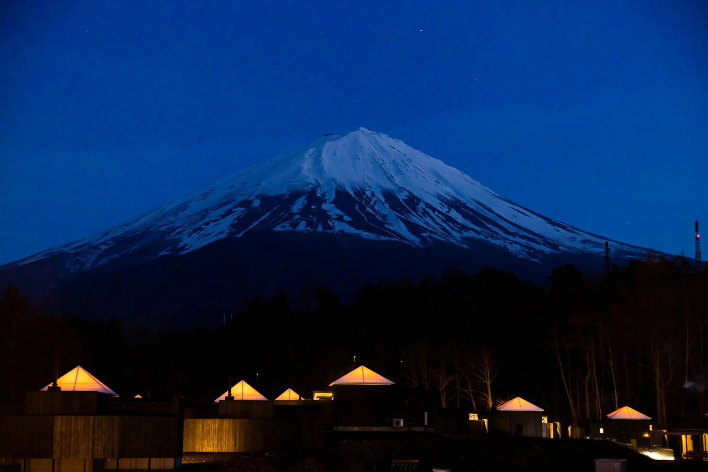 Night in The SENSE FUJI