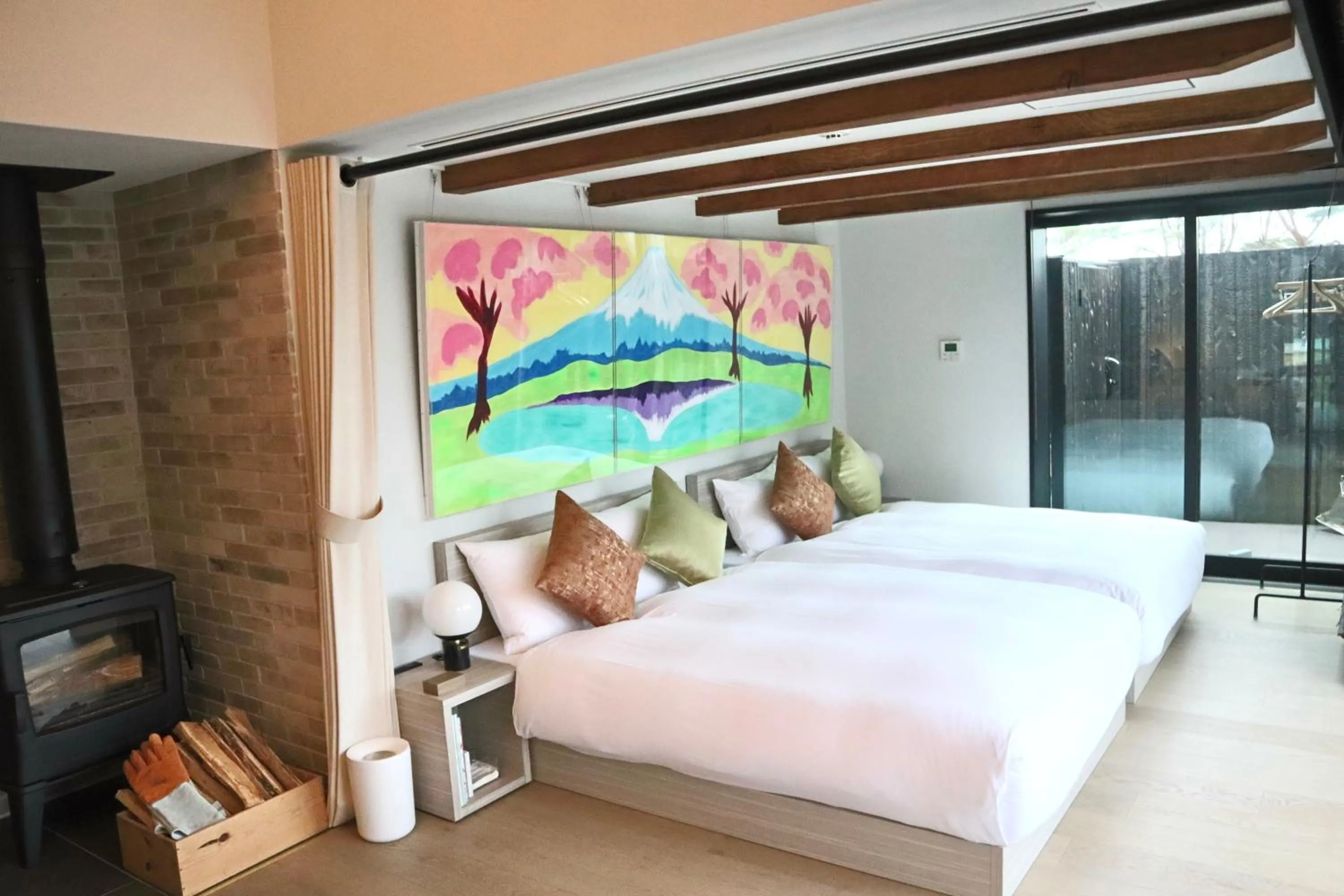 Bed in The SENSE FUJI