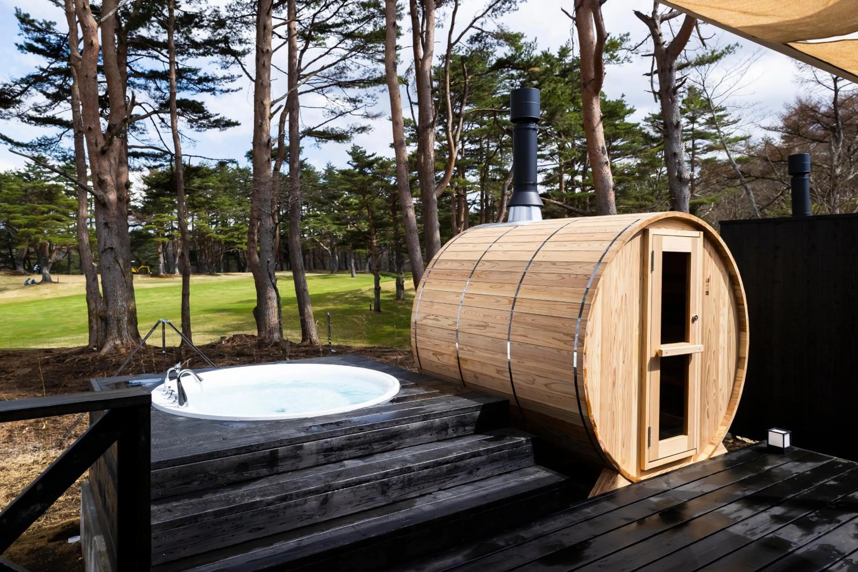 Hot Tub in The SENSE FUJI