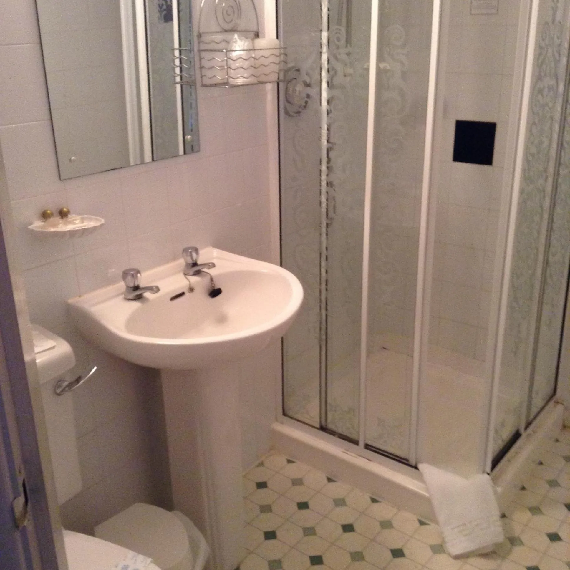 Shower in The Fernroyd