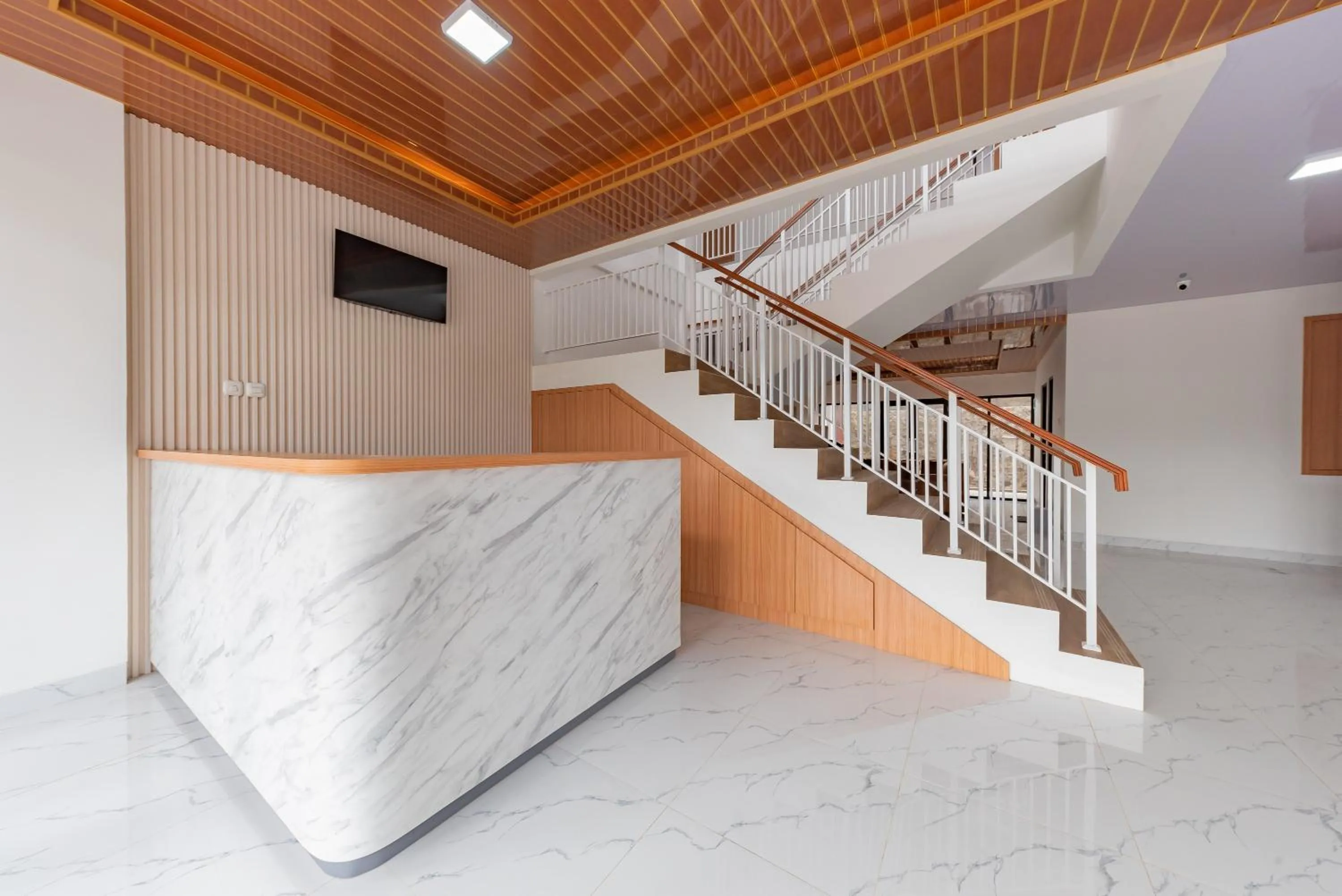 Lobby or reception in Urbanview Hotel Inkoppabri Cisarua Puncak