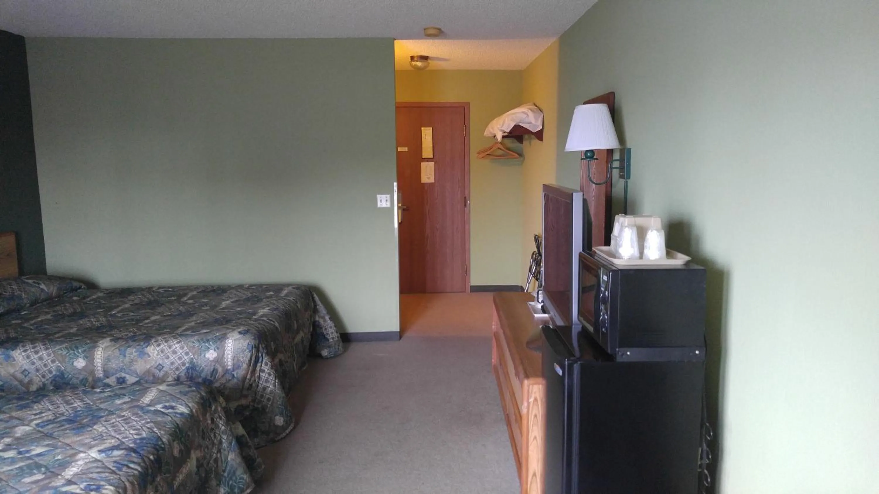 Other, Bed in Harbor Lights Lodge