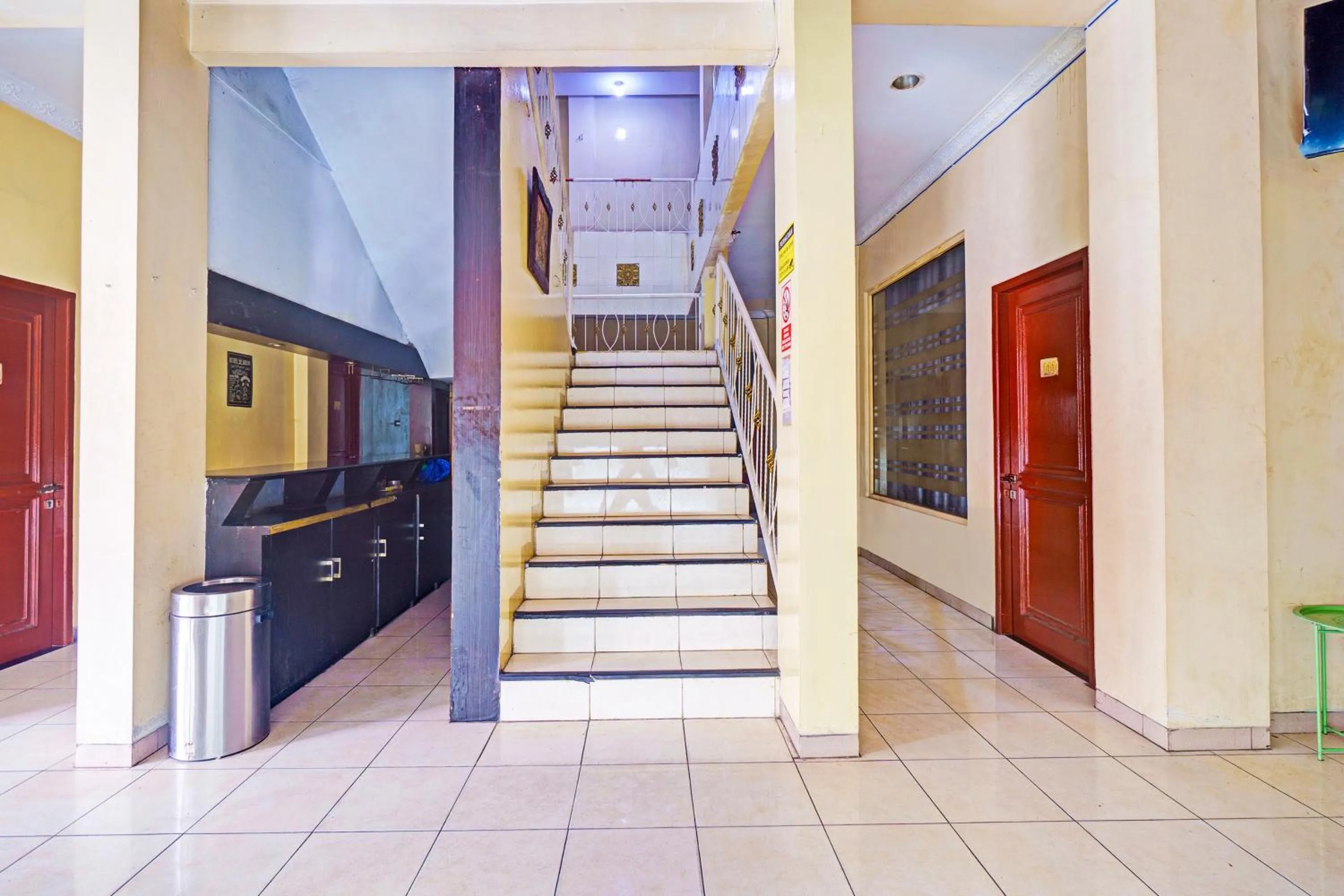 Area and facilities in Collection O Tanah Abang Near Stasiun Tanah Abang Formerly Hotel Bimo Slipi