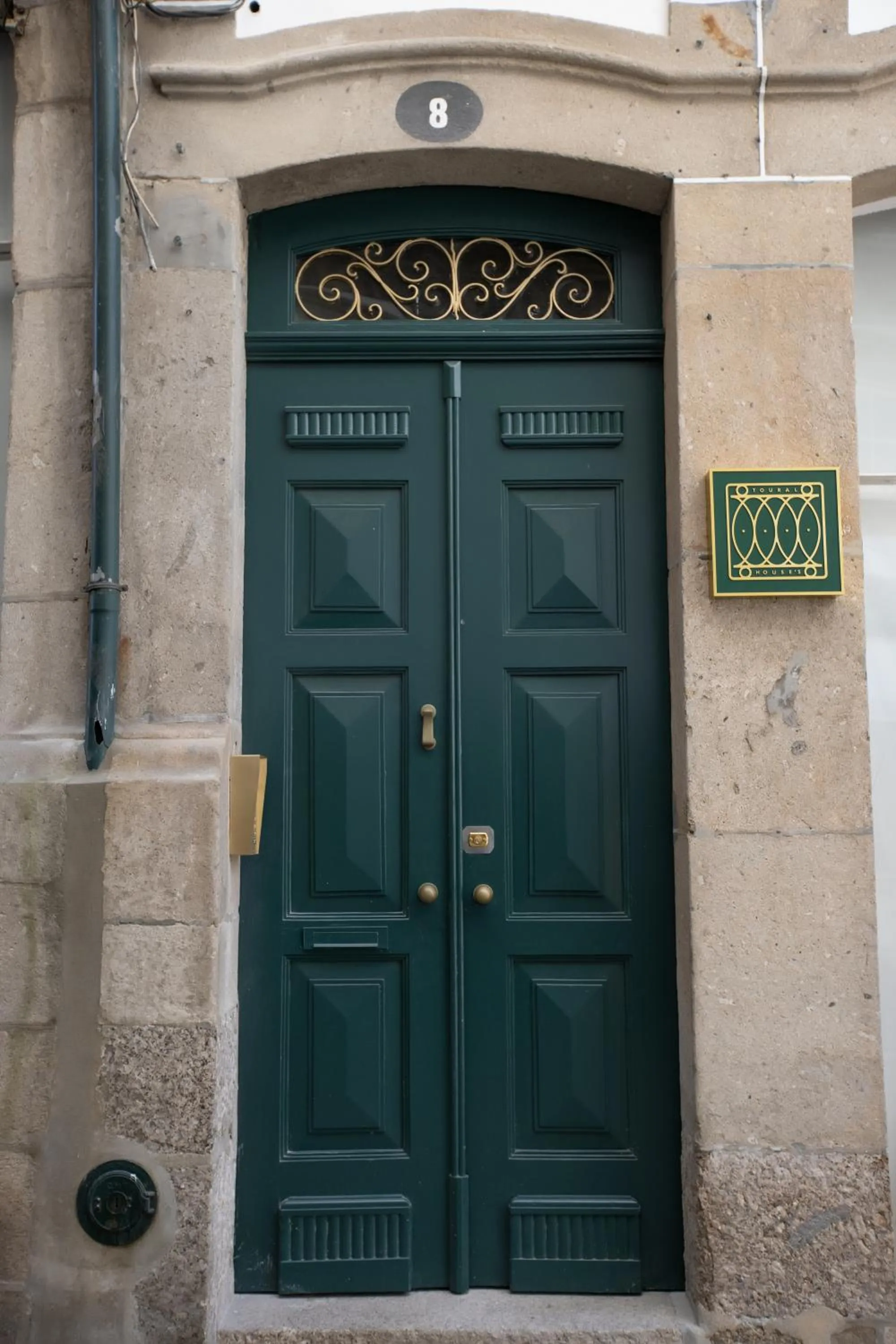 Property building in Trovador Guest House