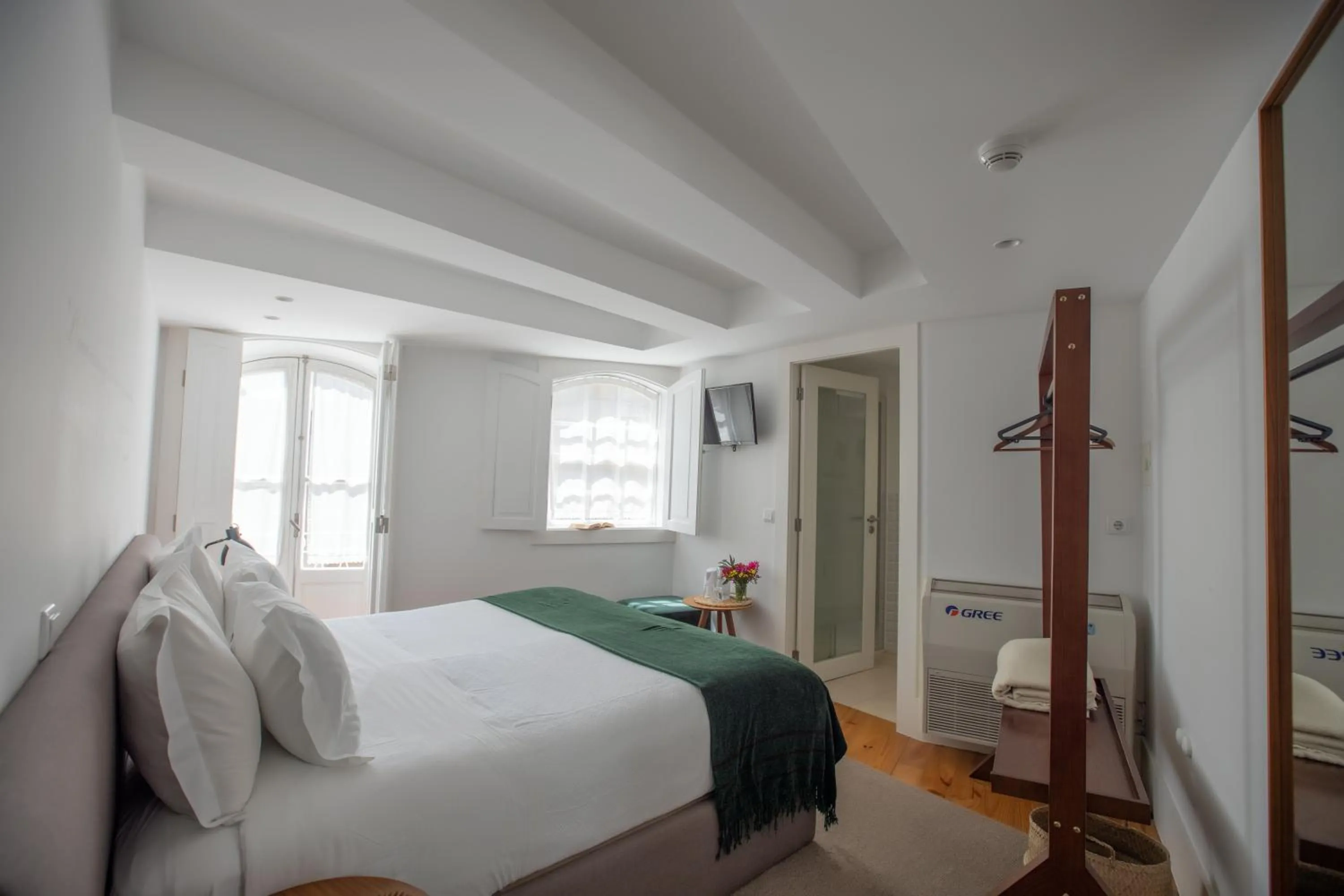 Bedroom, Bed in Trovador Guest House