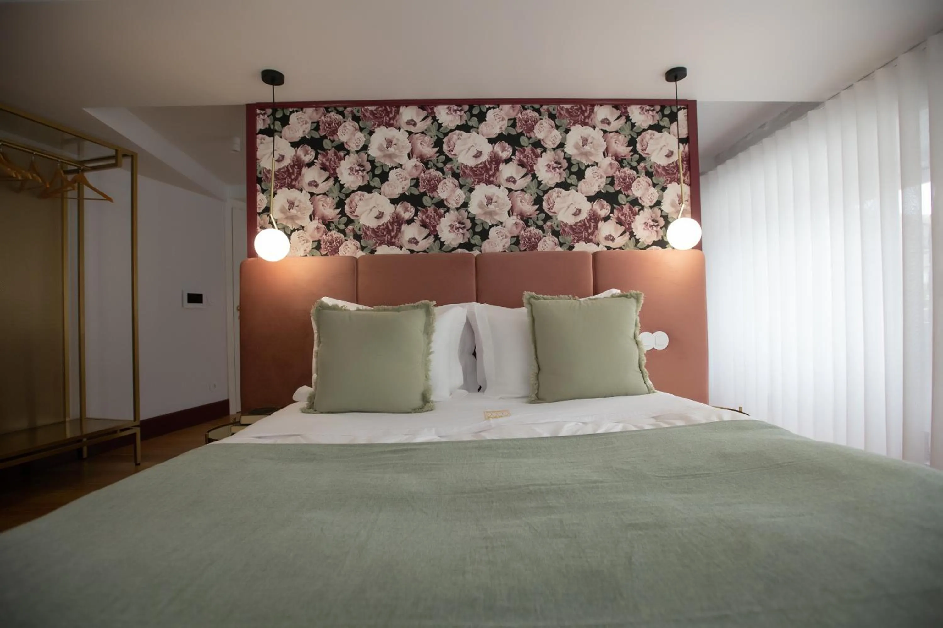 Bed in Trovador Guest House