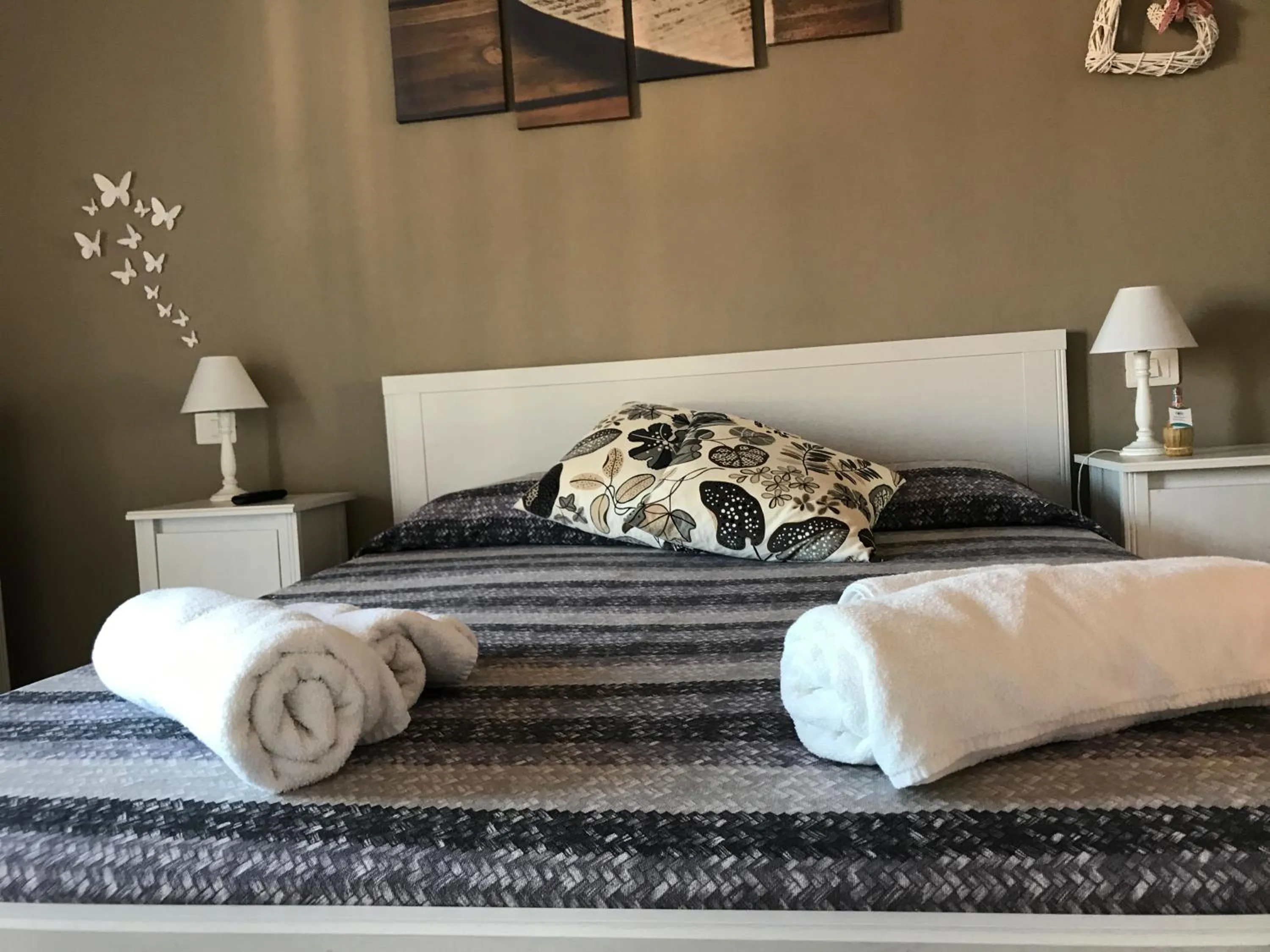 Bed in Spegni La Luce b&b