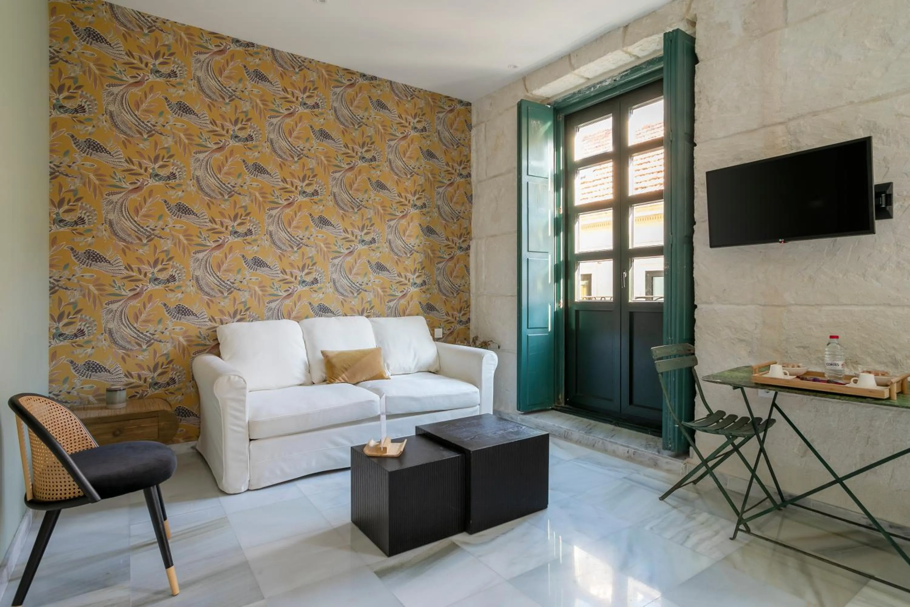 TV and multimedia in Luces de Catedral