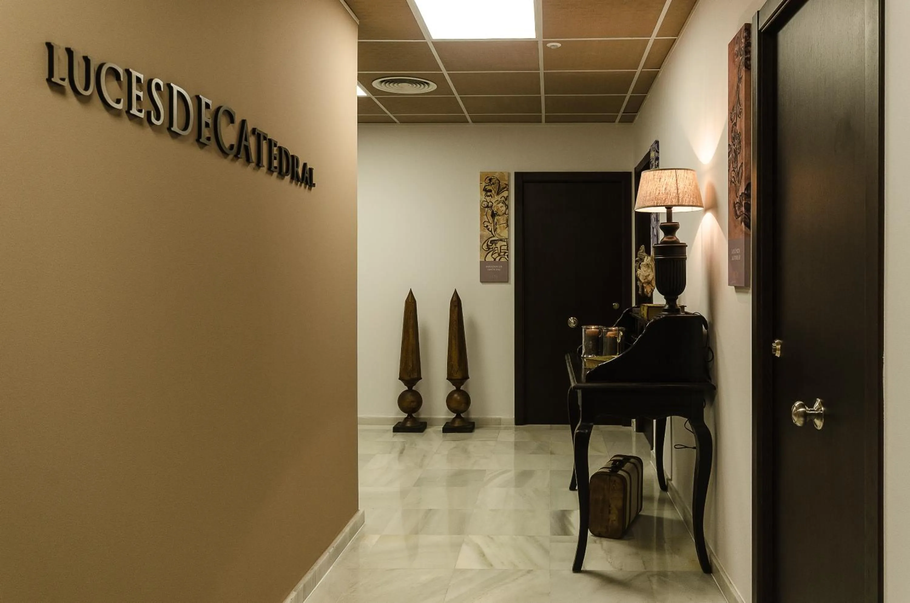 Property logo or sign in Luces de Catedral