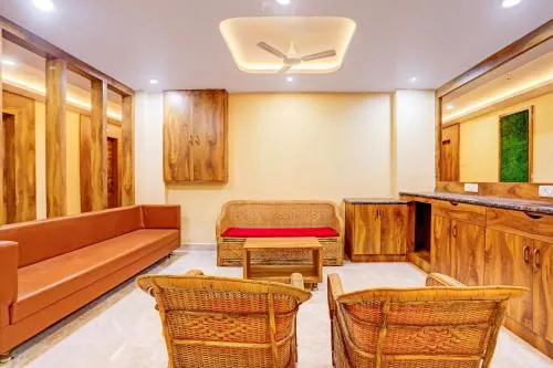 Super Townhouse Oak Dhanbad Near SSLNT College formerly Kapson