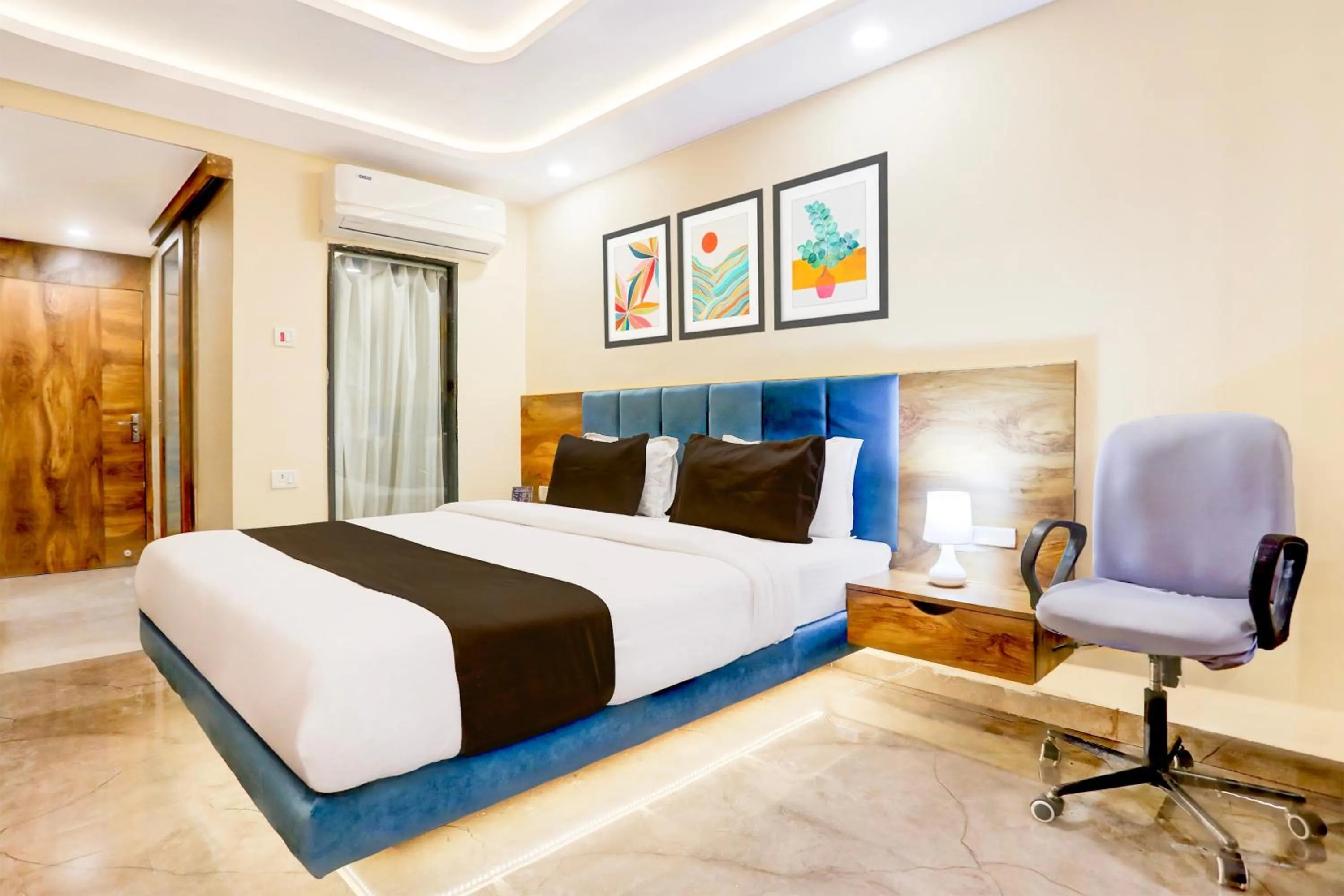 Bedroom, Bed in Super Townhouse Oak Dhanbad Near SSLNT College formerly Kapson