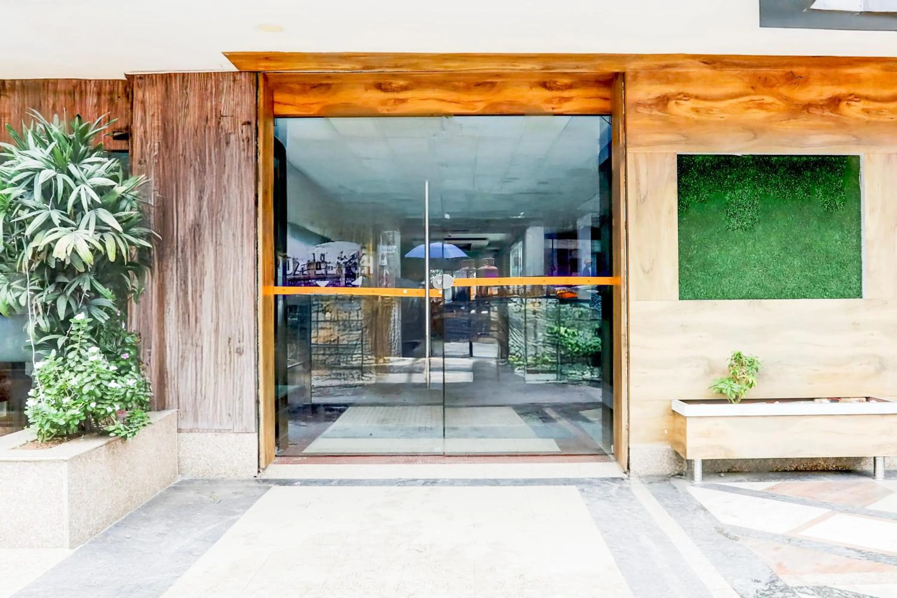 Facade/entrance in Super Townhouse Oak Dhanbad Near SSLNT College formerly Kapson