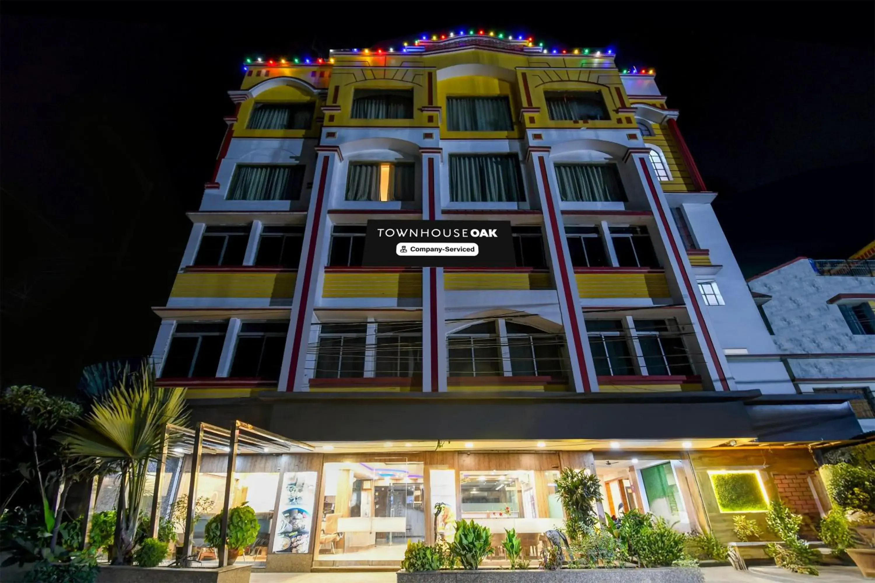 Facade/entrance in Super Townhouse Oak Dhanbad Near SSLNT College formerly Kapson Facade/entrance in Super Townhouse Oak Dhanbad Near SSLNT College formerly Kapson