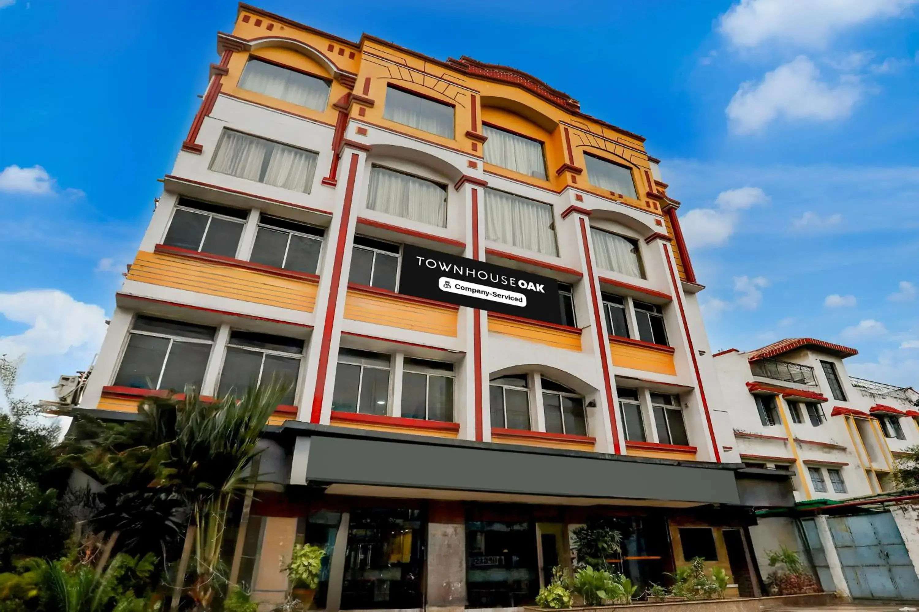 Facade/entrance in Super Townhouse Oak Dhanbad Near SSLNT College formerly Kapson Facade/entrance in Super Townhouse Oak Dhanbad Near SSLNT College formerly Kapson