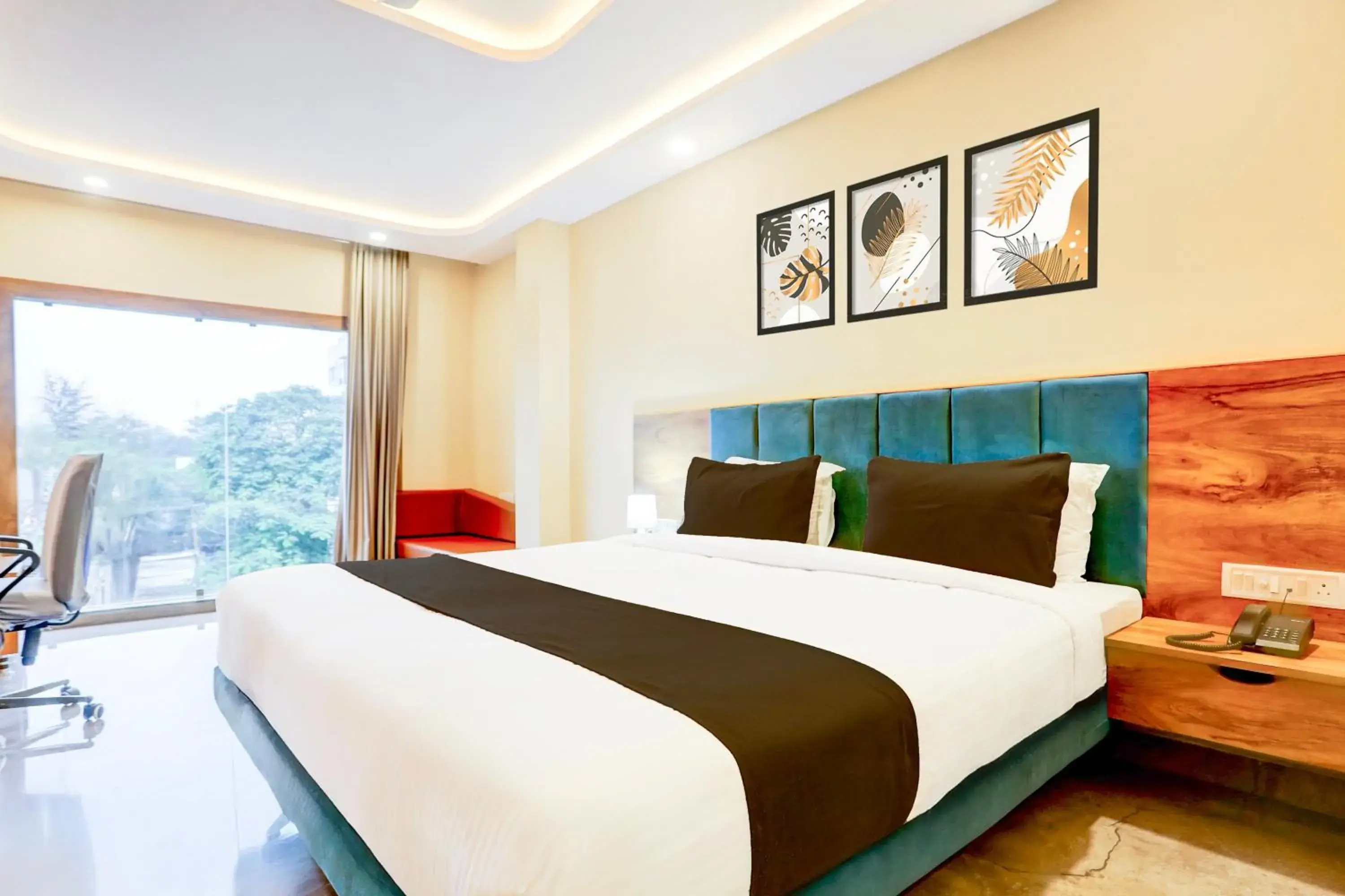 Bedroom, Bed in Super Townhouse Oak Dhanbad Near SSLNT College formerly Kapson Bedroom, Bed in Super Townhouse Oak Dhanbad Near SSLNT College formerly Kapson