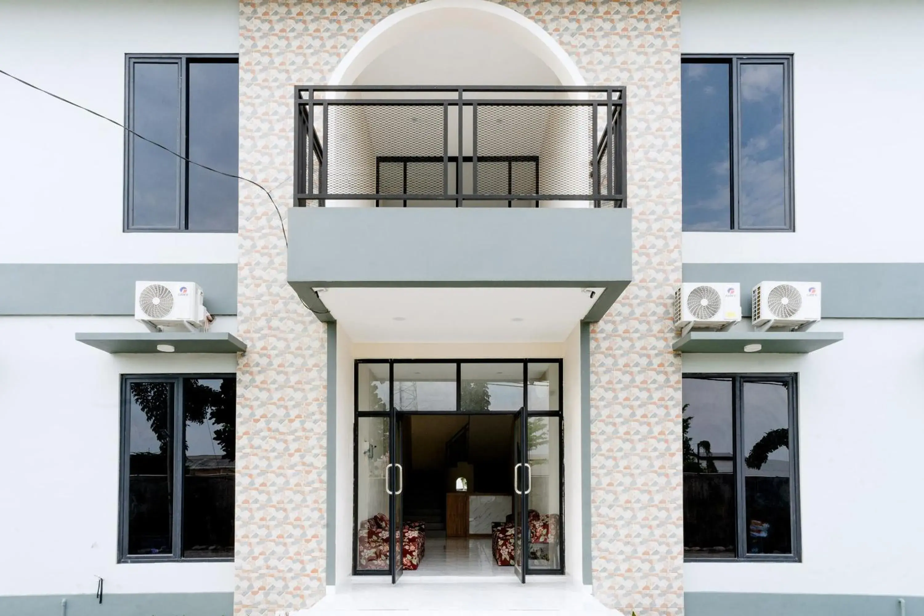 Zumo Home Tegal Mitra RedDoorz Zumo Home Tegal Mitra RedDoorz