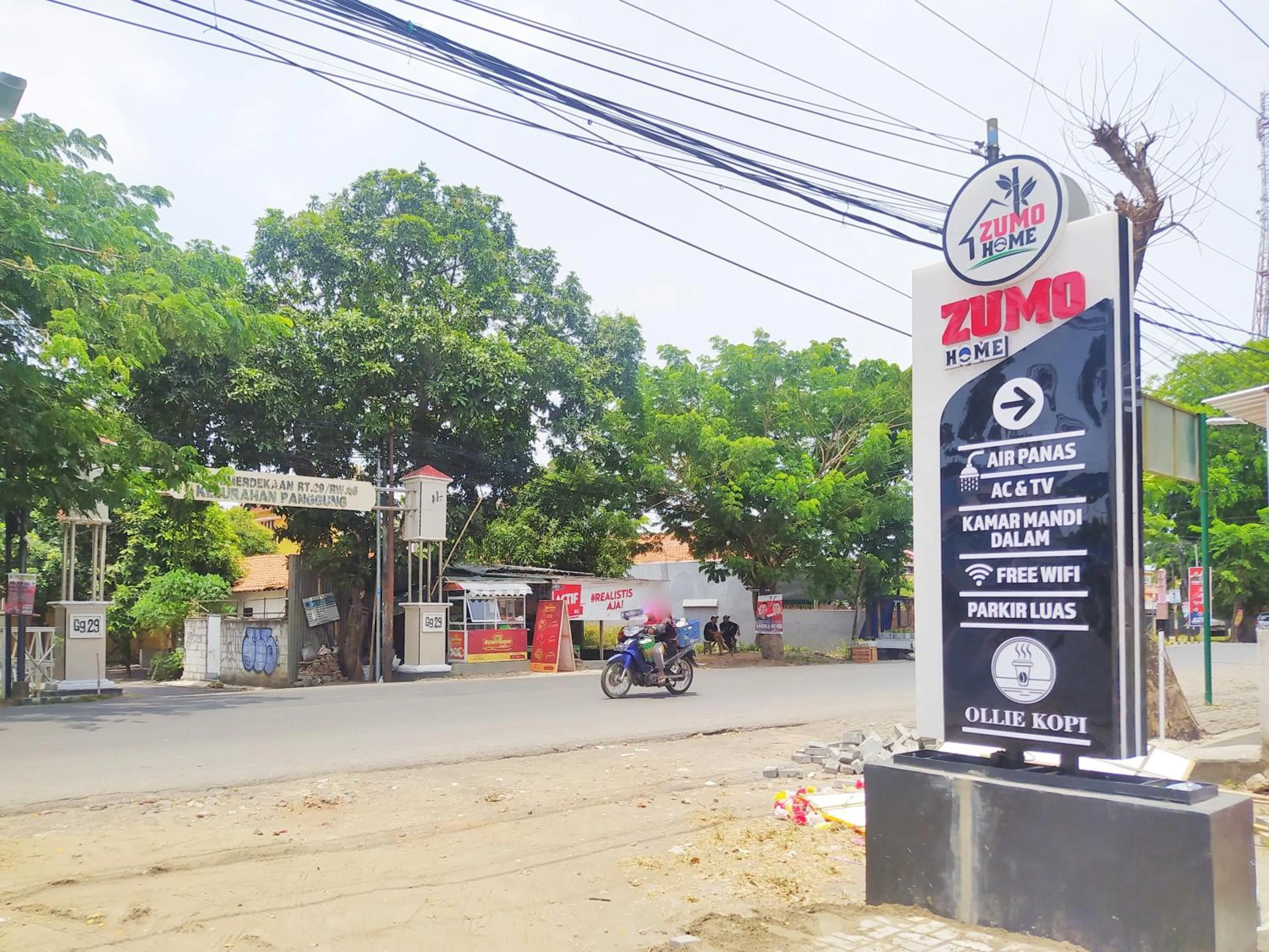 Zumo Home Tegal Mitra RedDoorz