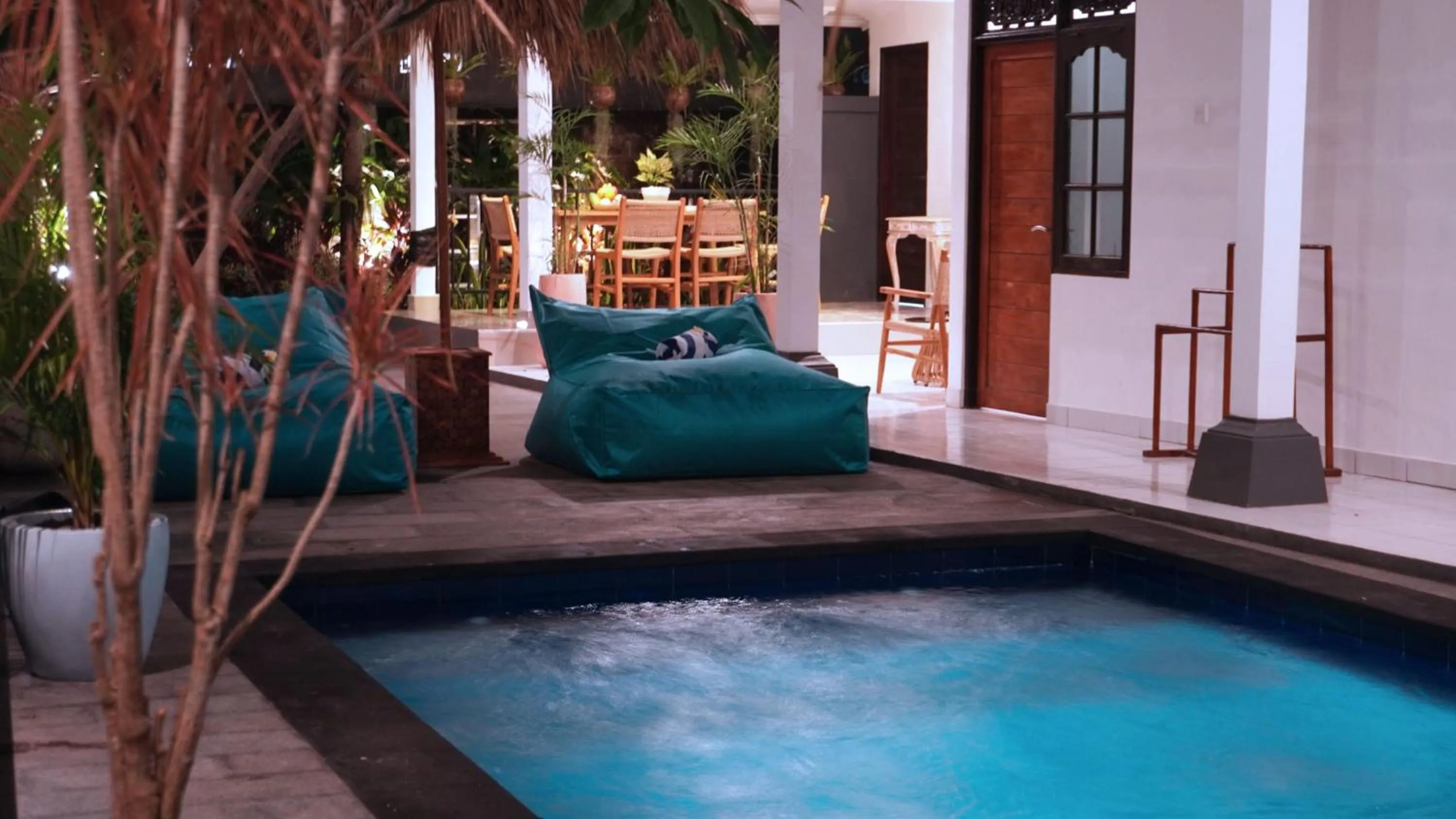 Swimming pool in Summer of Surf Canggu