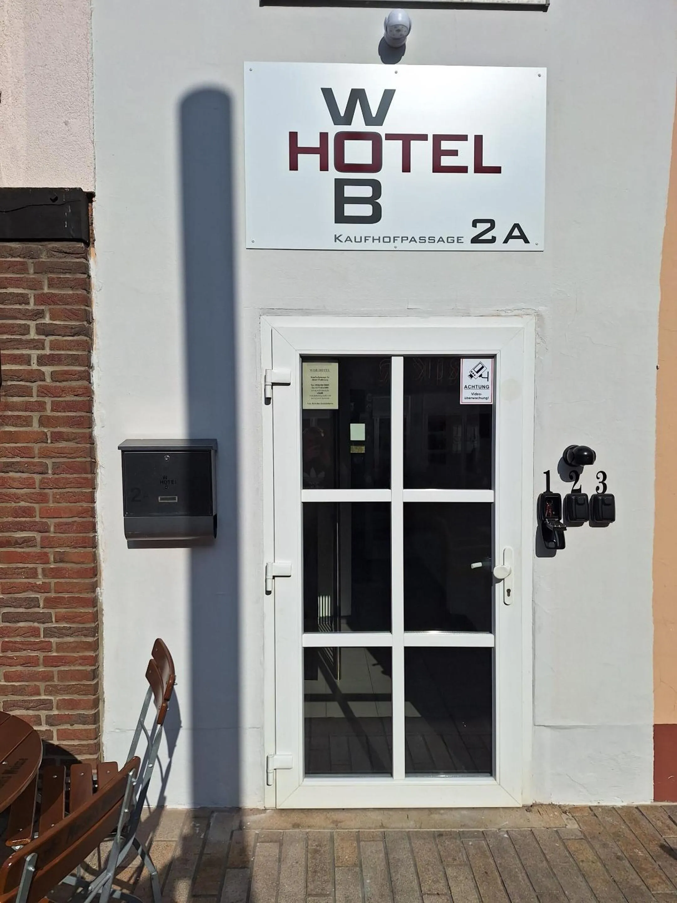 Facade/entrance in WOB Hotel