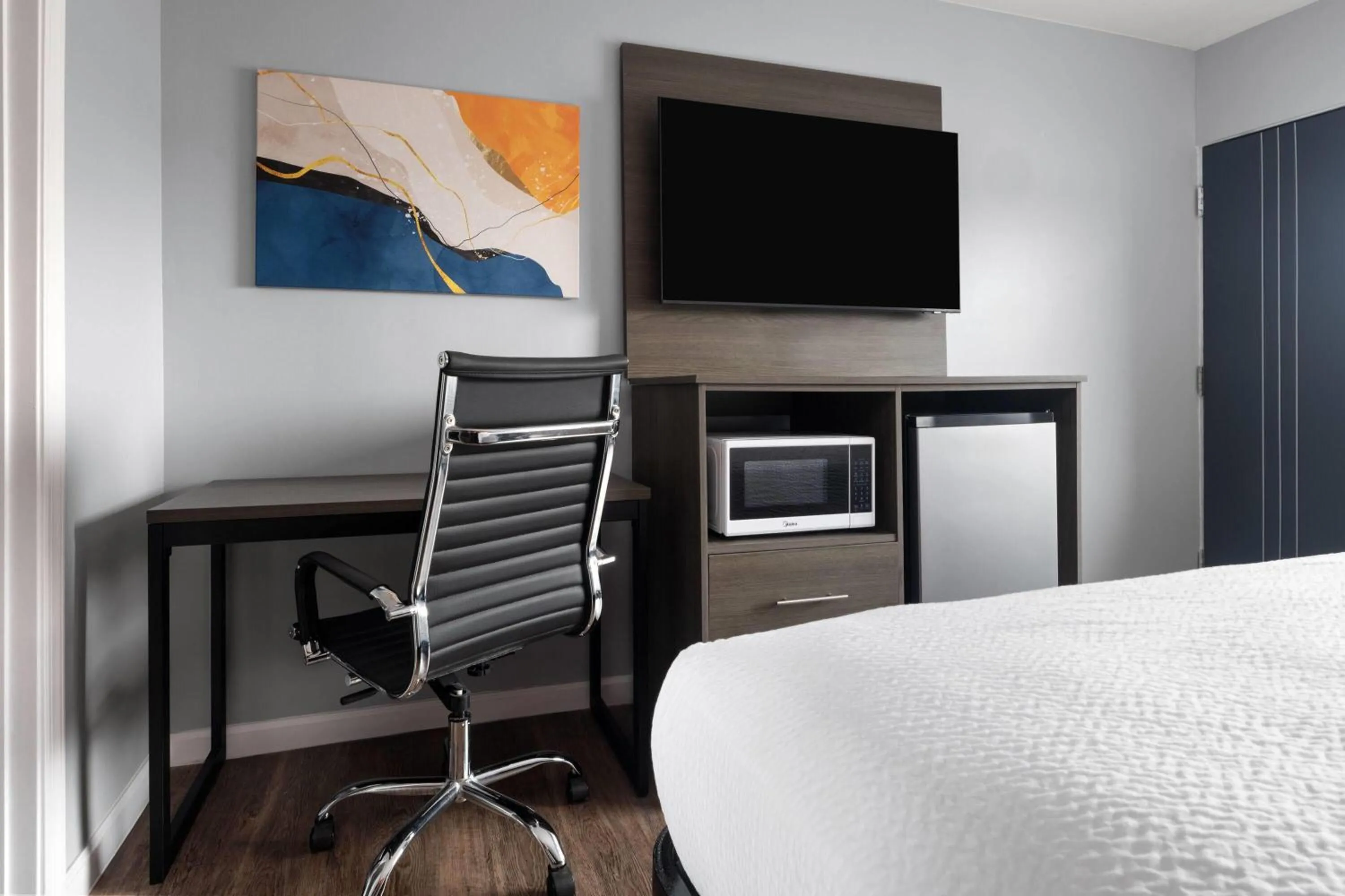 Photo of the whole room, Bed in Baymont by Wyndham Salisbury MD