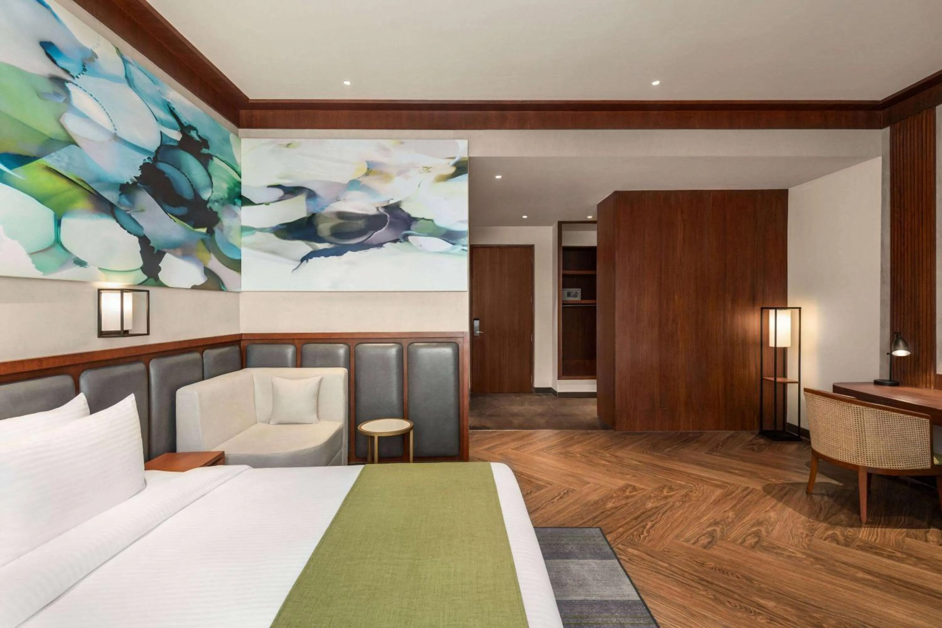 Photo of the whole room, Bed in Wyndham Garden Sonipat Murthal