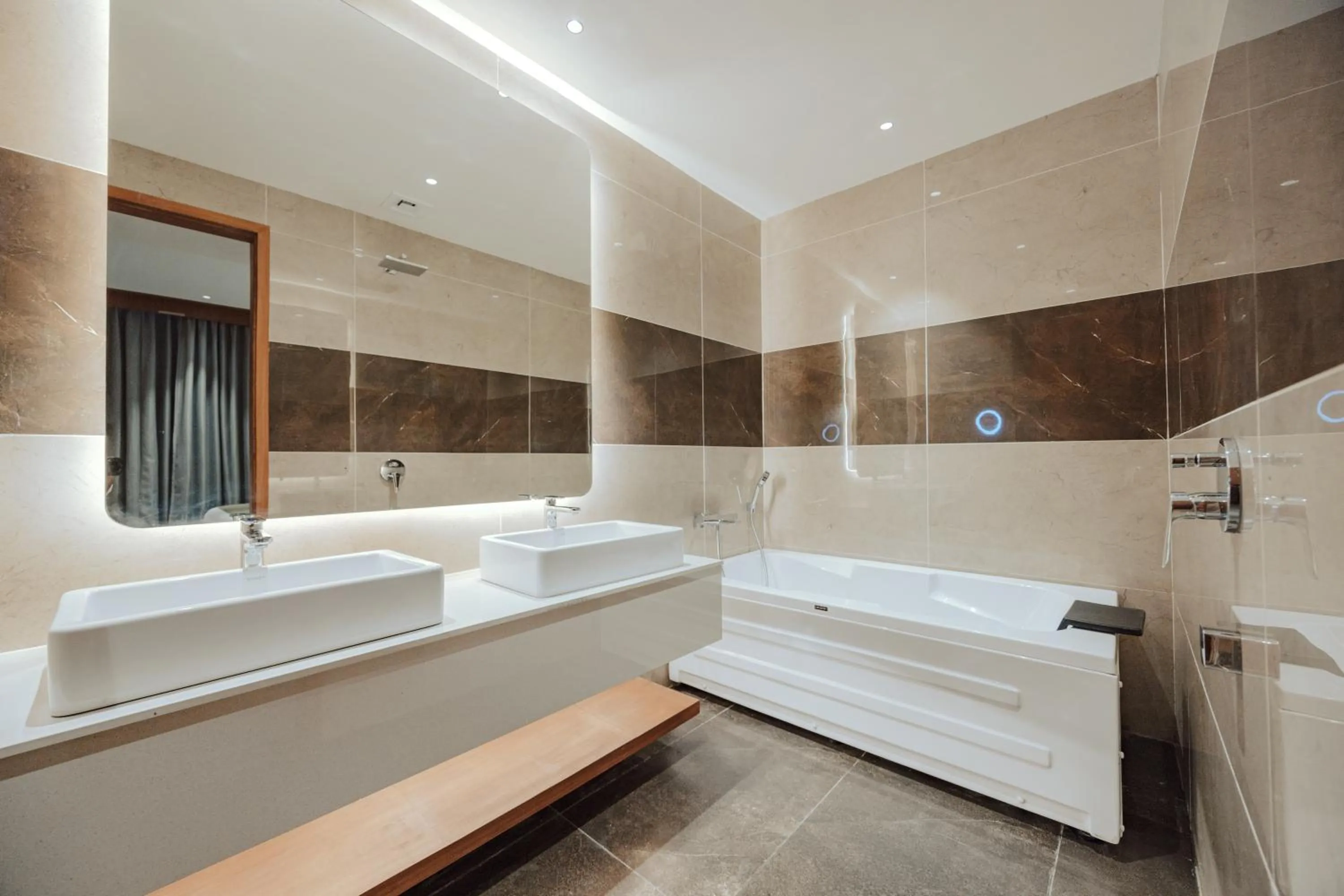 Shower in Wyndham Garden Sonipat Murthal