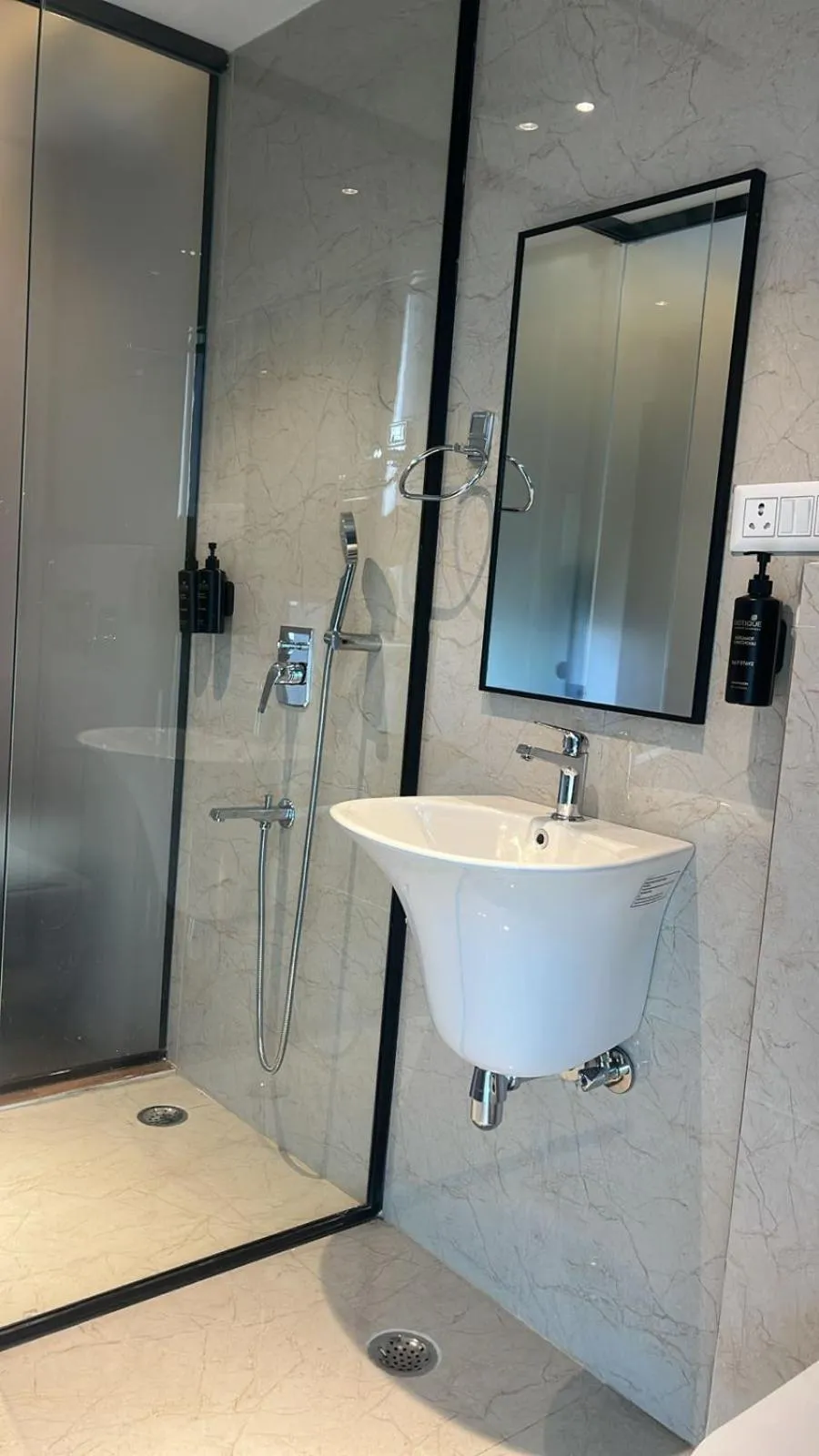 Shower in Saltstayz Trinity - Chandigarh Mohali