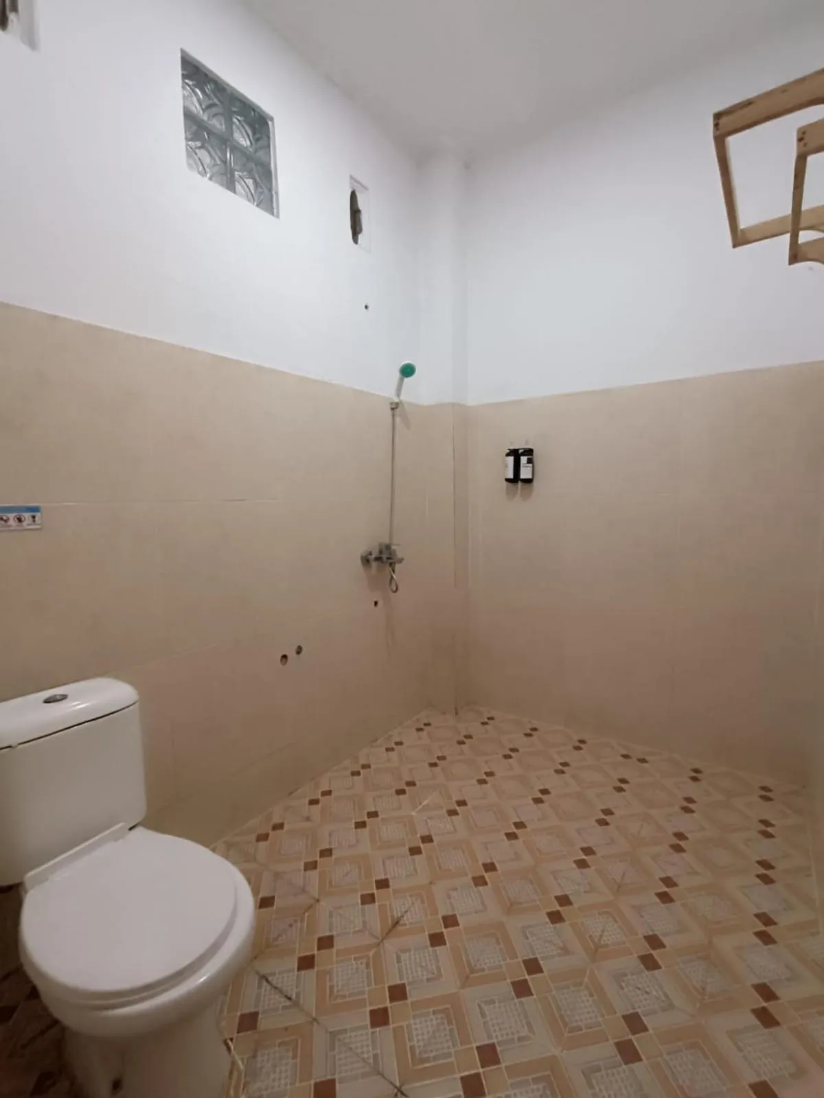 Shower in D'Hills Hotel