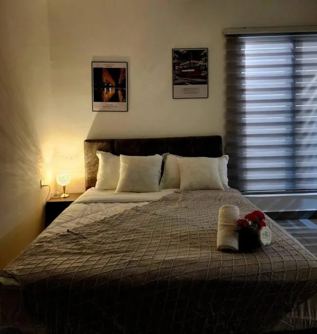 Bed in 10 min to Subang Airport Free Wi-fi Carpark