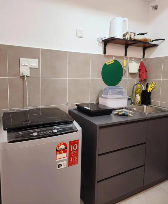 10 min to Subang Airport Free Wi-fi Carpark