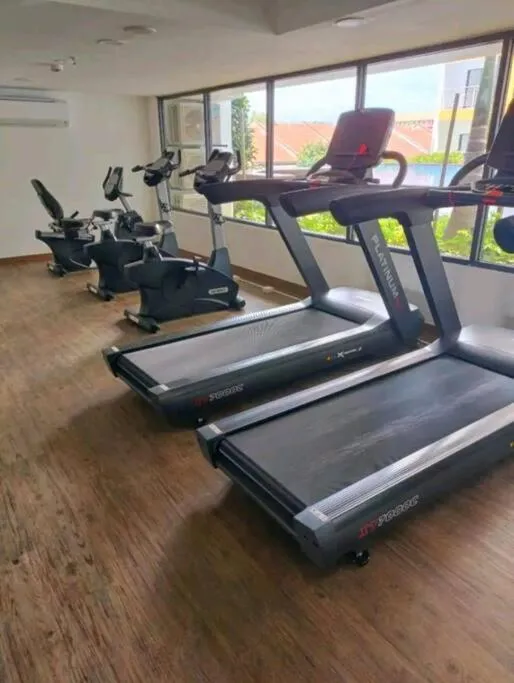 10 min to Subang Airport Free Wi-fi Carpark