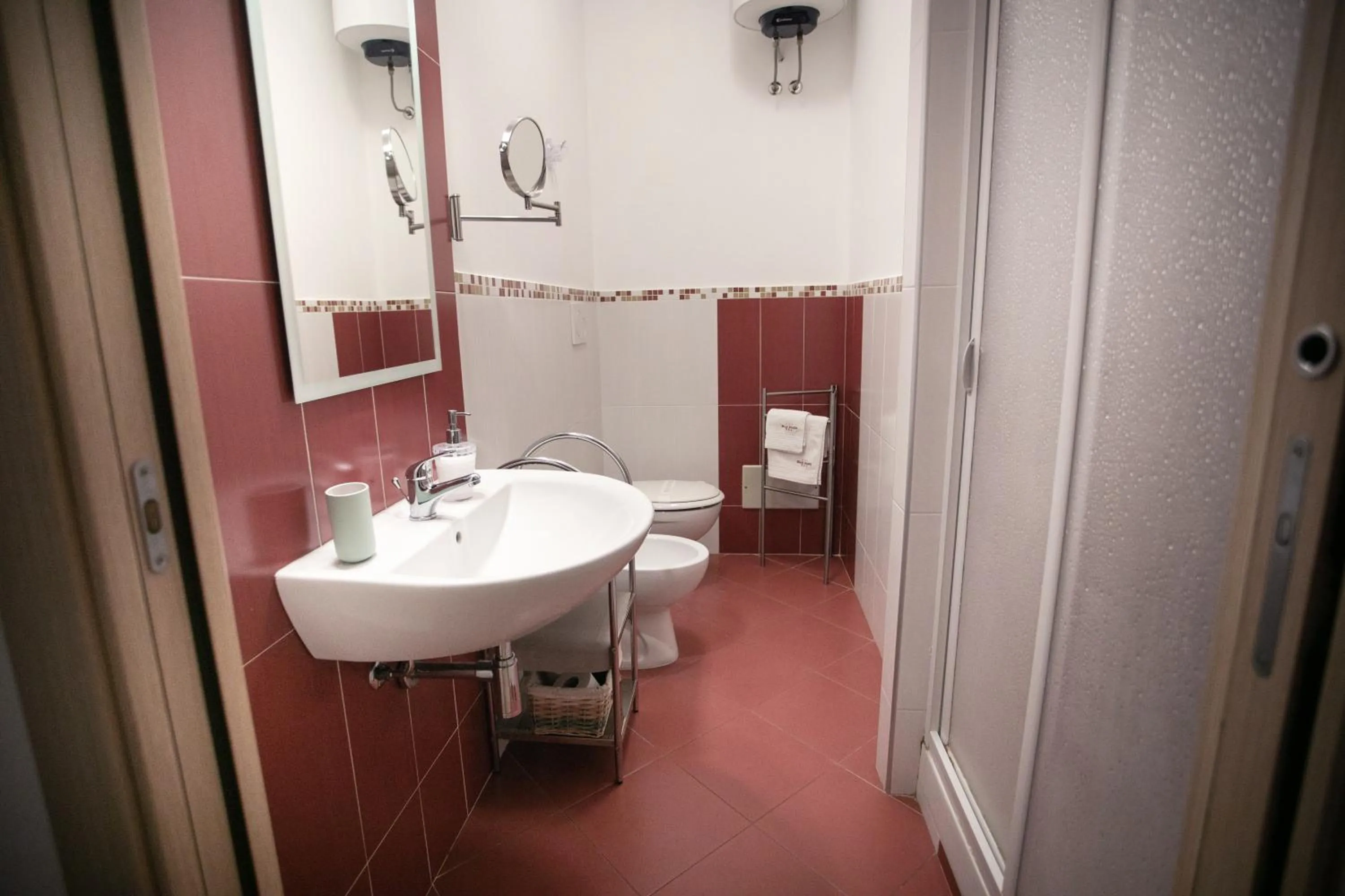 Shower in Belle Epoque B&B