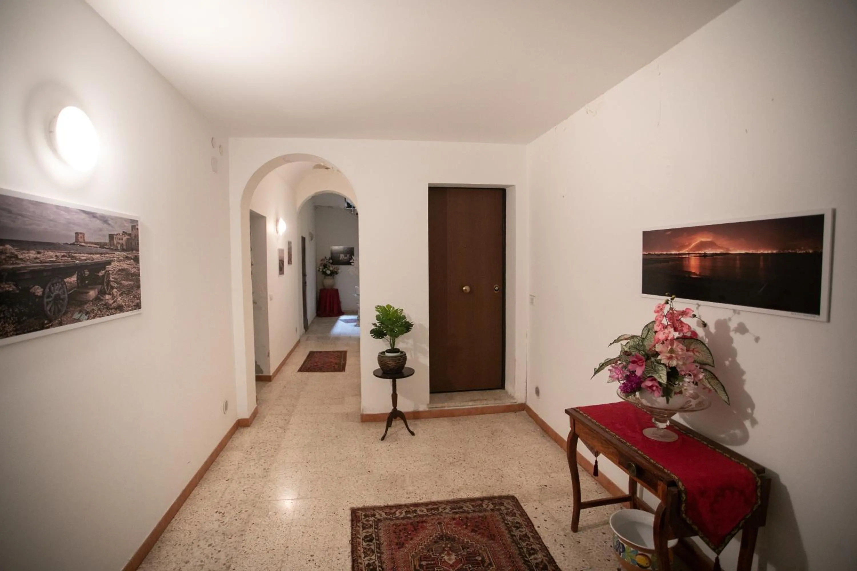 Facade/entrance in Belle Epoque B&B