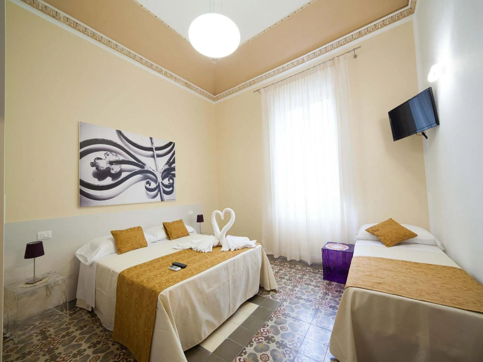 Bed in Belle Epoque B&B