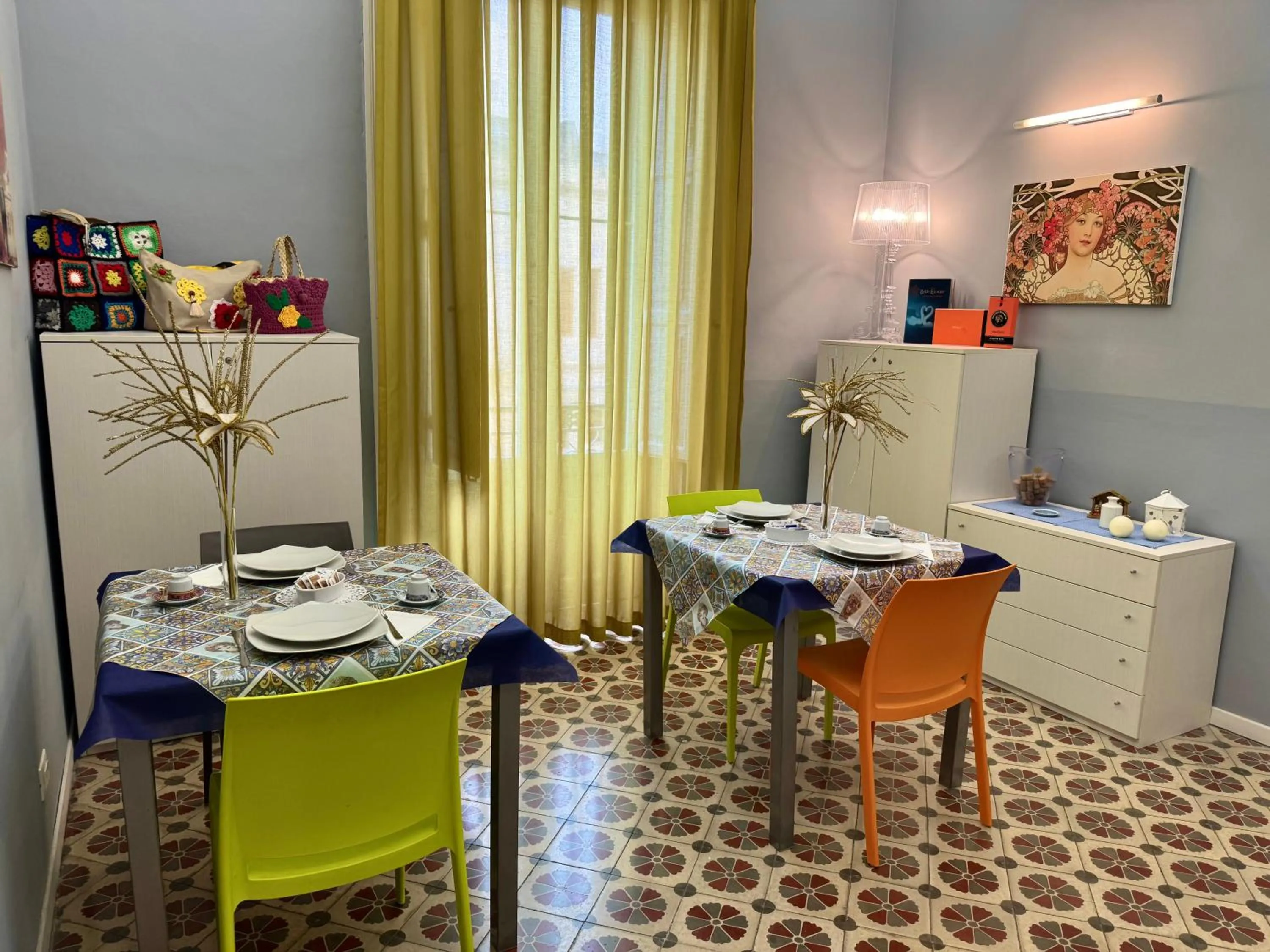 Breakfast in Belle Epoque B&B