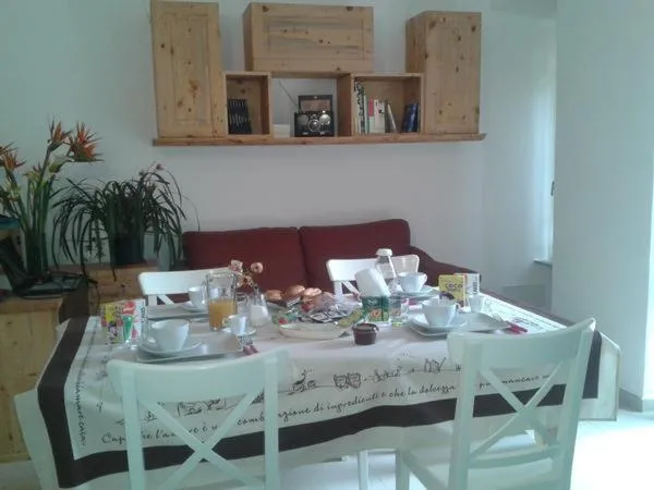 Dining area in B&B Alle Porte di San Giovanni
