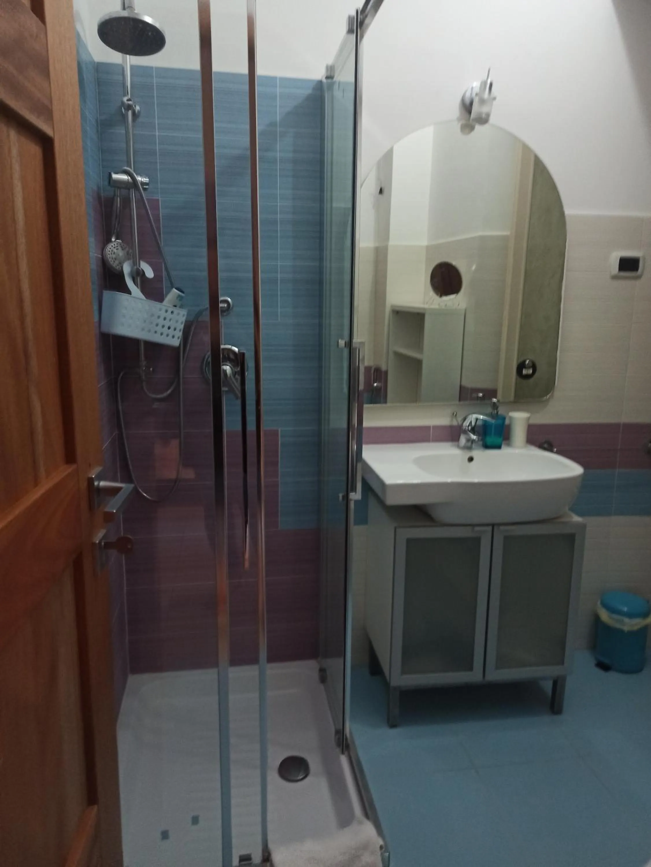Shower in B&B Alle Porte di San Giovanni