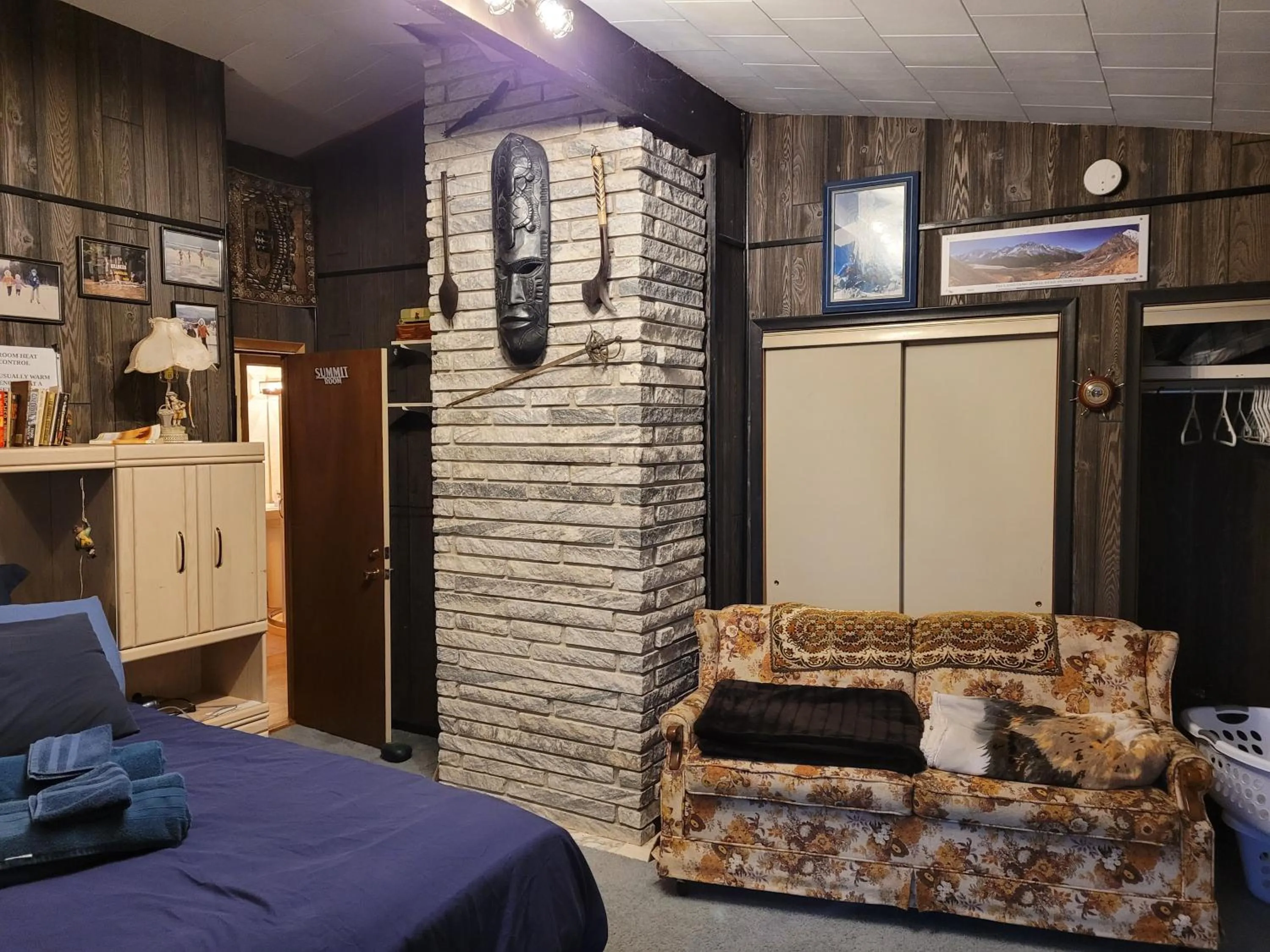 Bed in Bowering Lodge