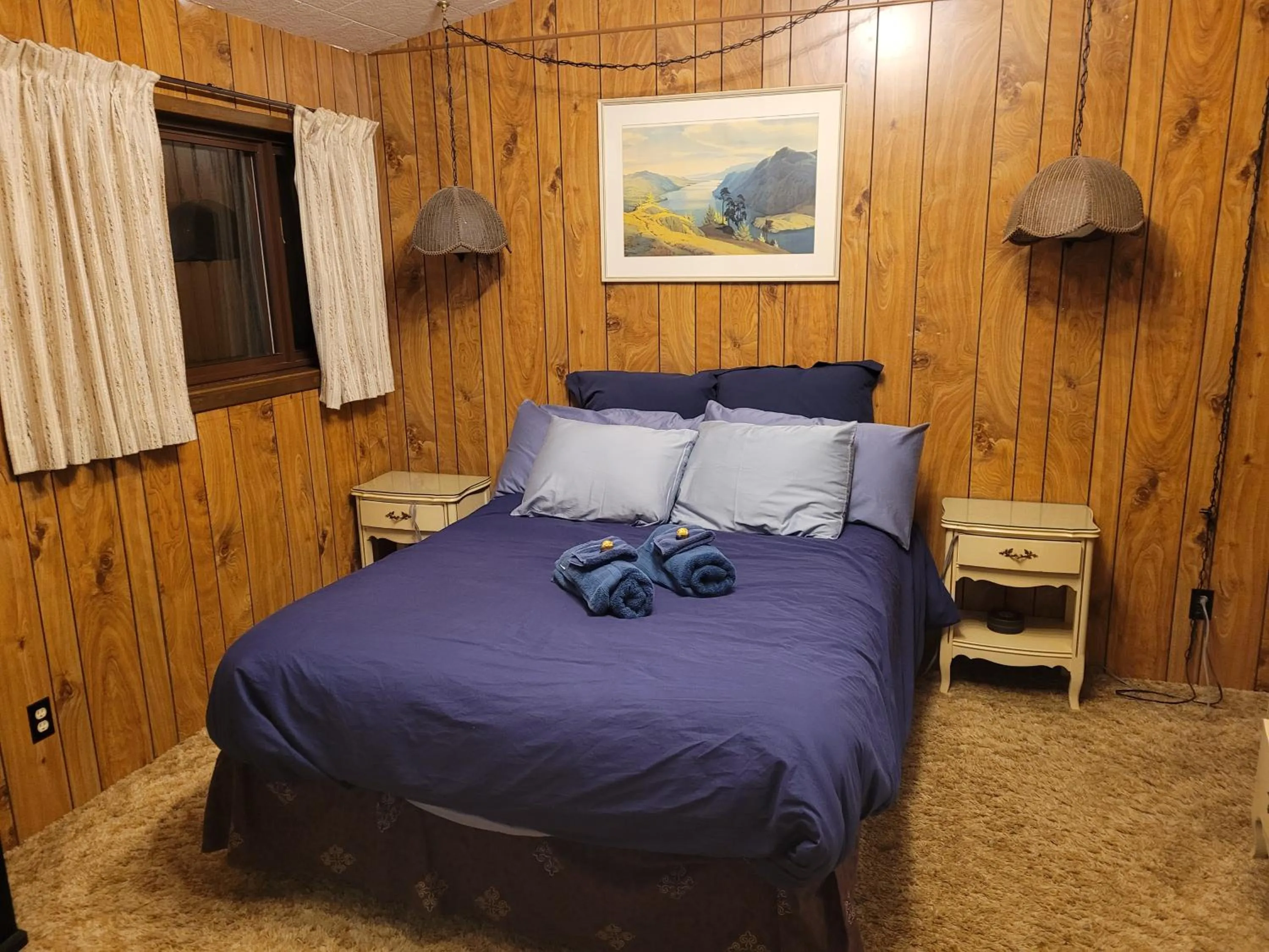 Bed in Bowering Lodge