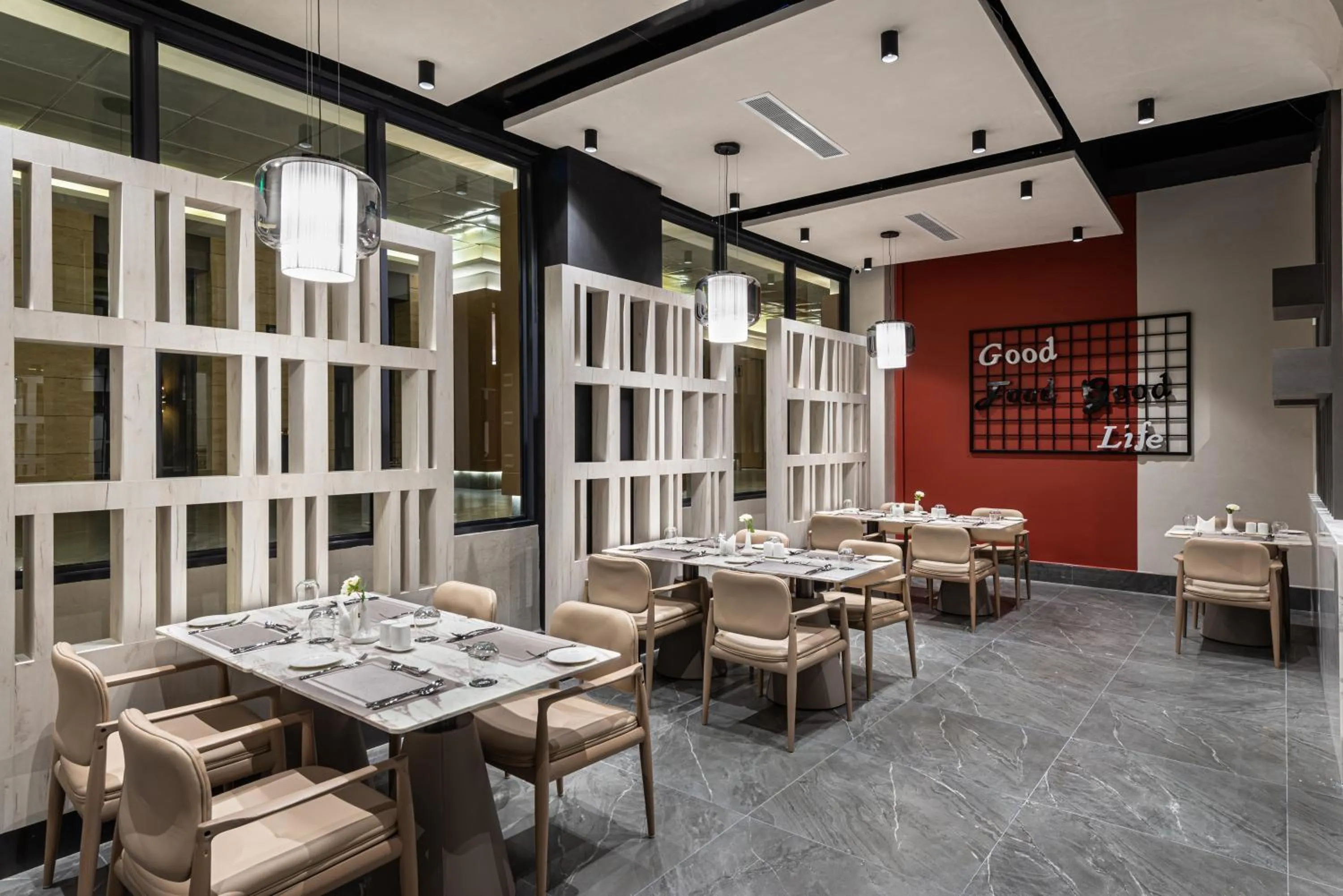 Restaurant/places to eat in Grand Plaza Hotel - Tabuk