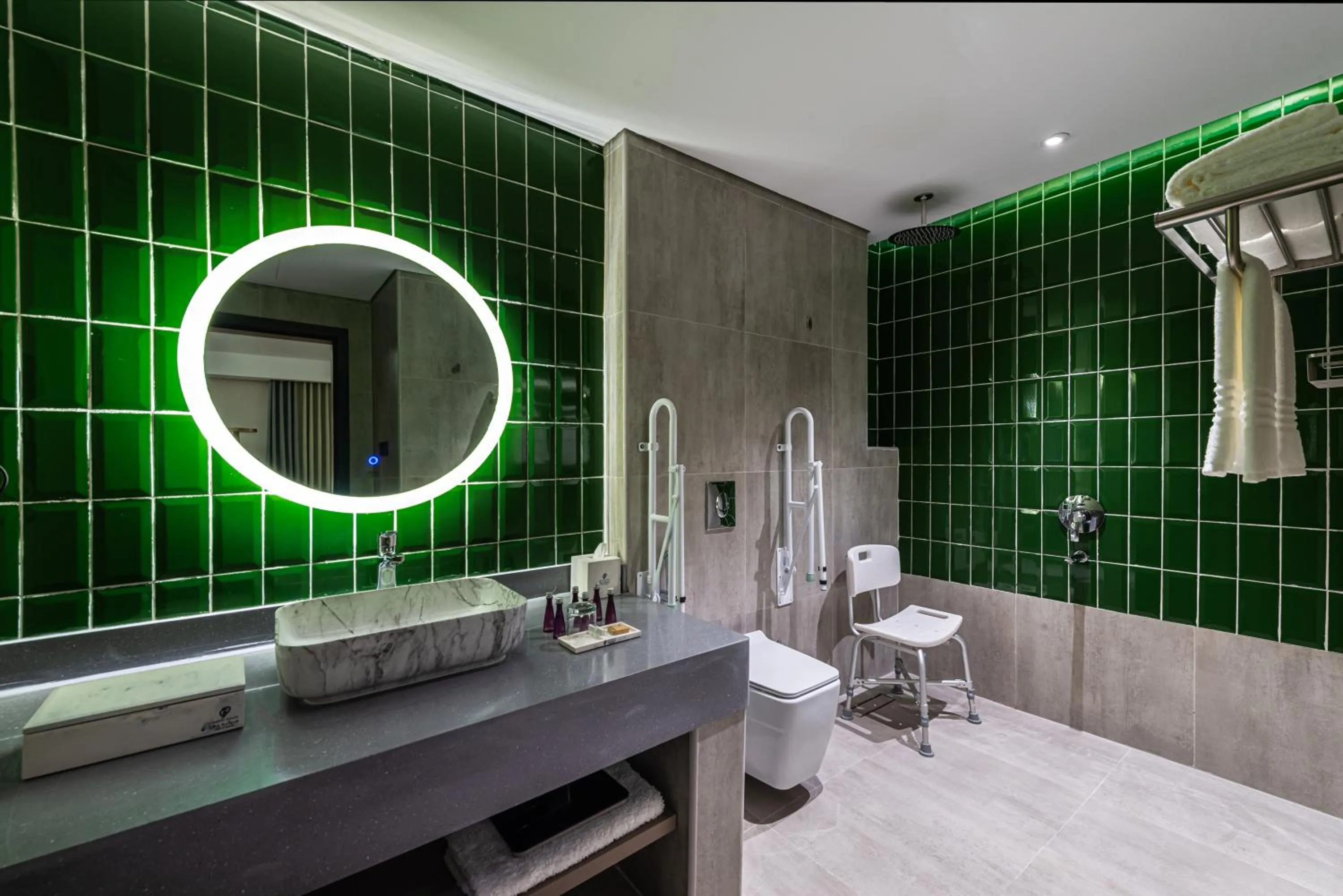 Shower in Grand Plaza Hotel - Tabuk