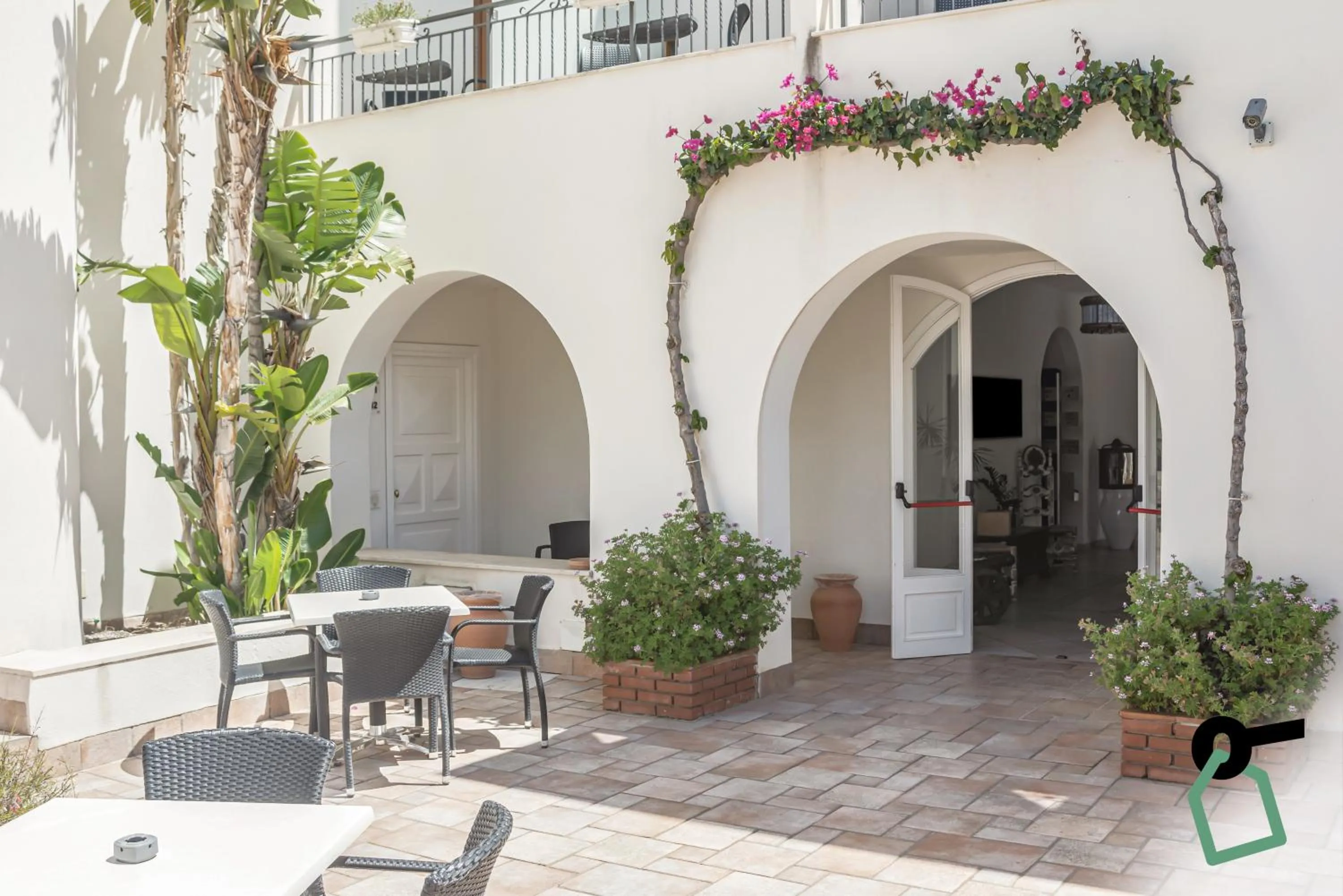 Property building in Hotiday Cefalù Mazzaforno